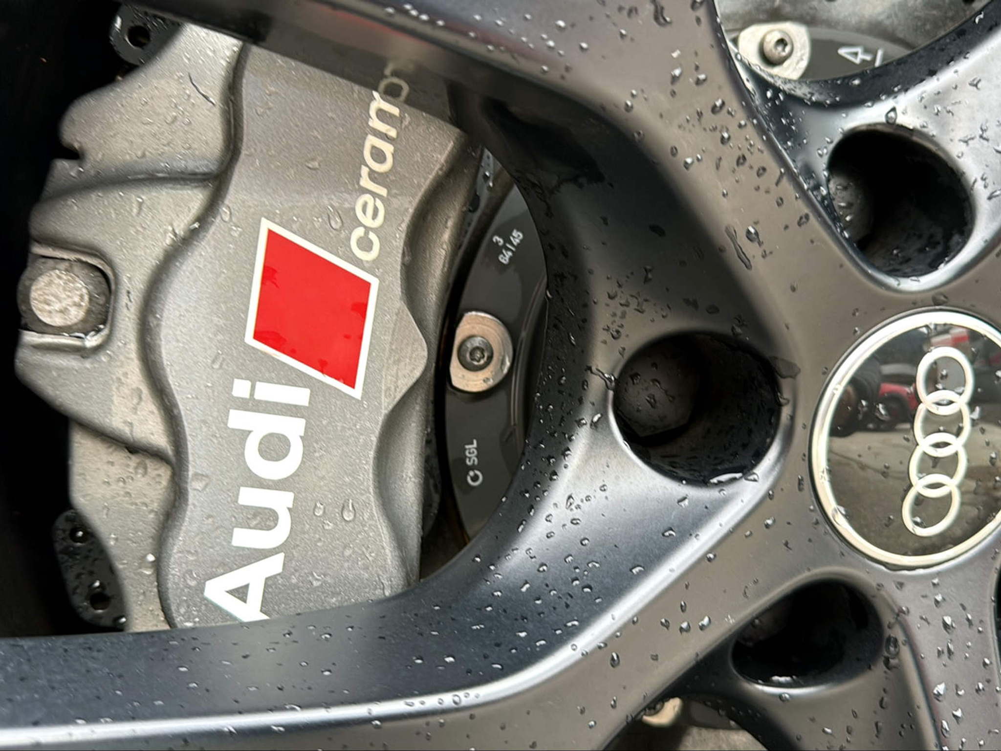 listing desktop thumbnail image 15