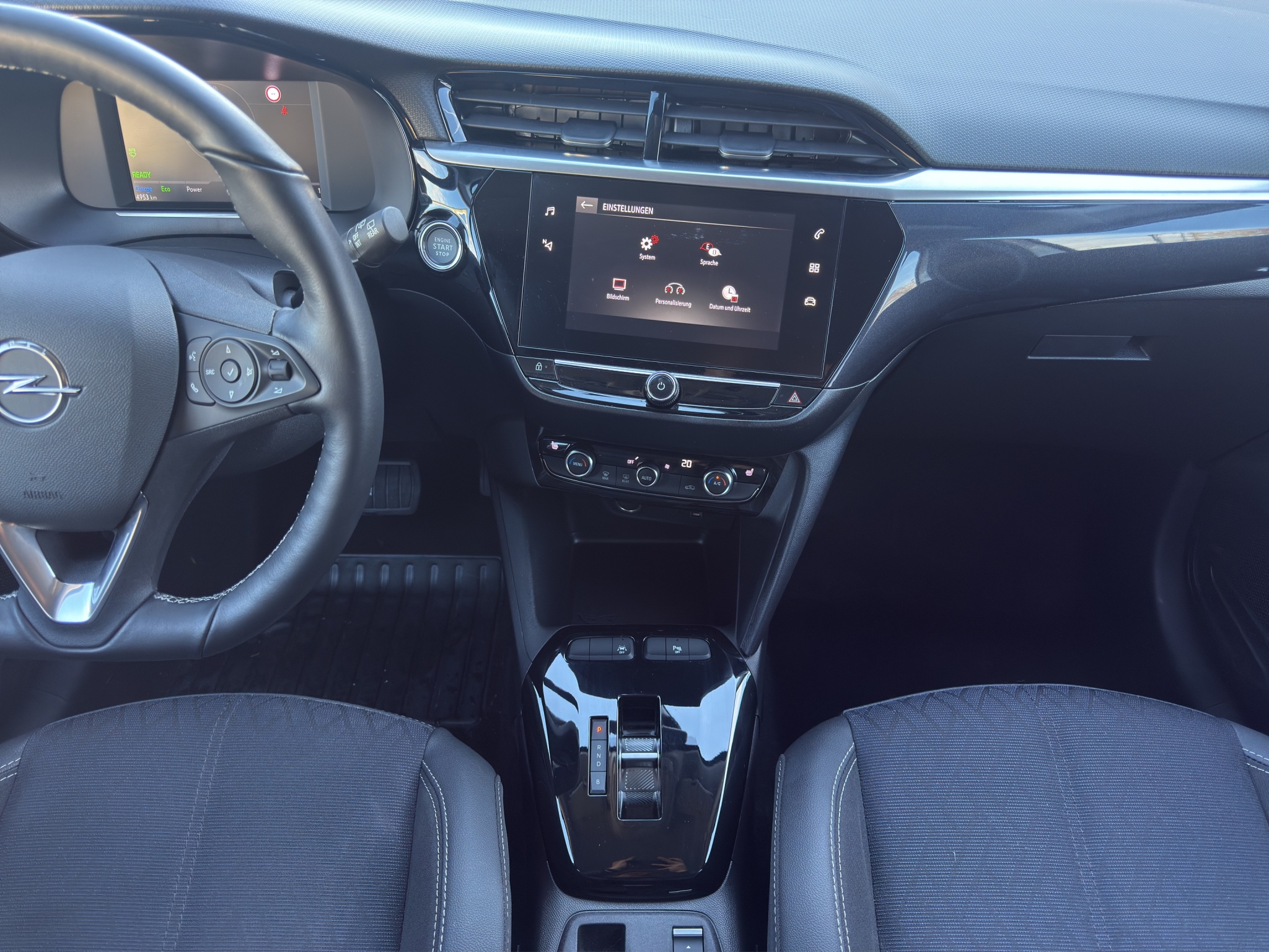 listing desktop thumbnail image 15