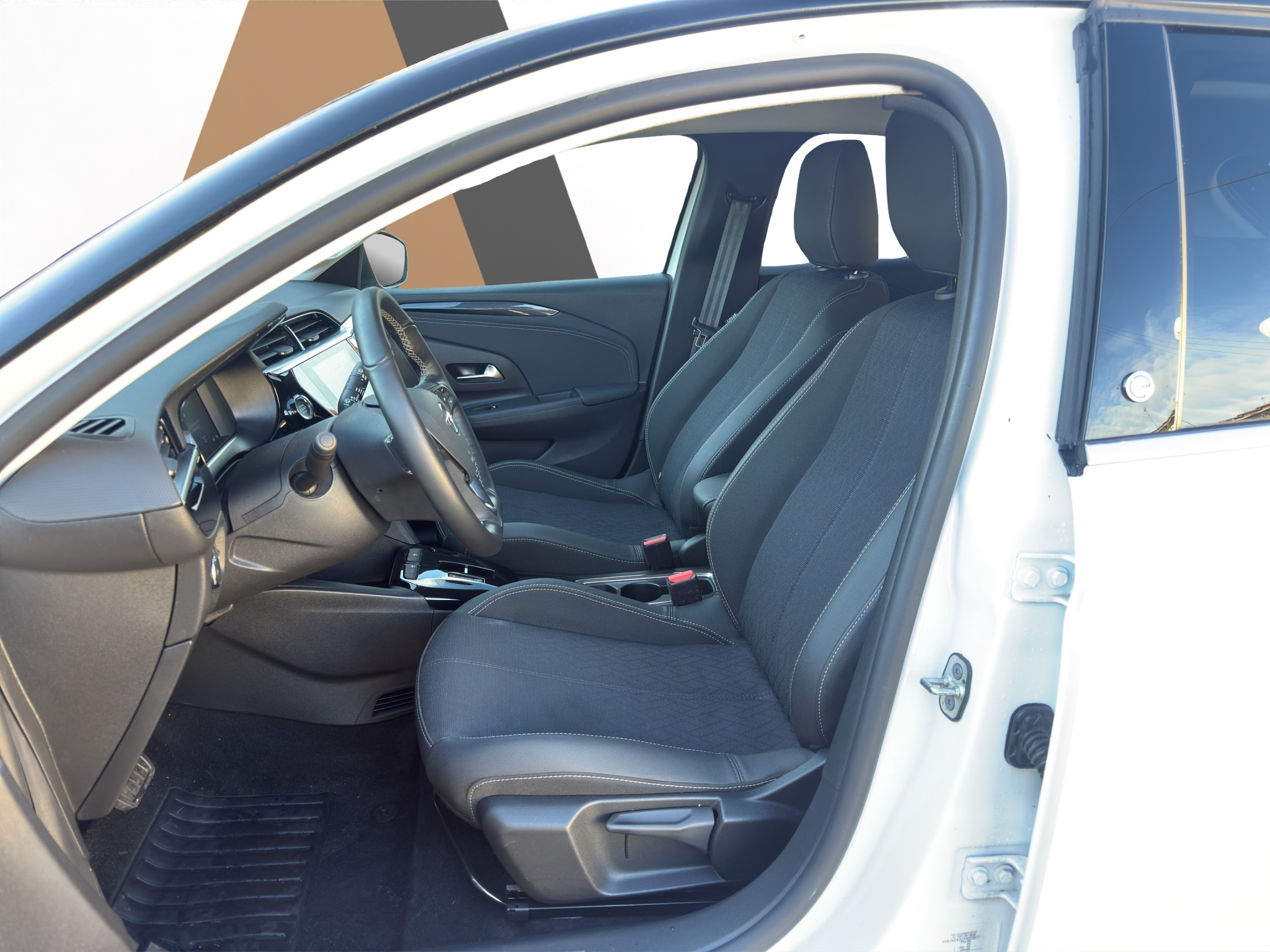 listing desktop thumbnail image 8