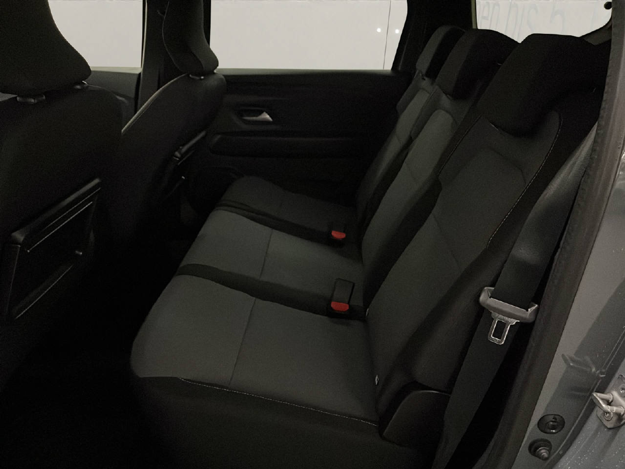 listing desktop thumbnail image 10