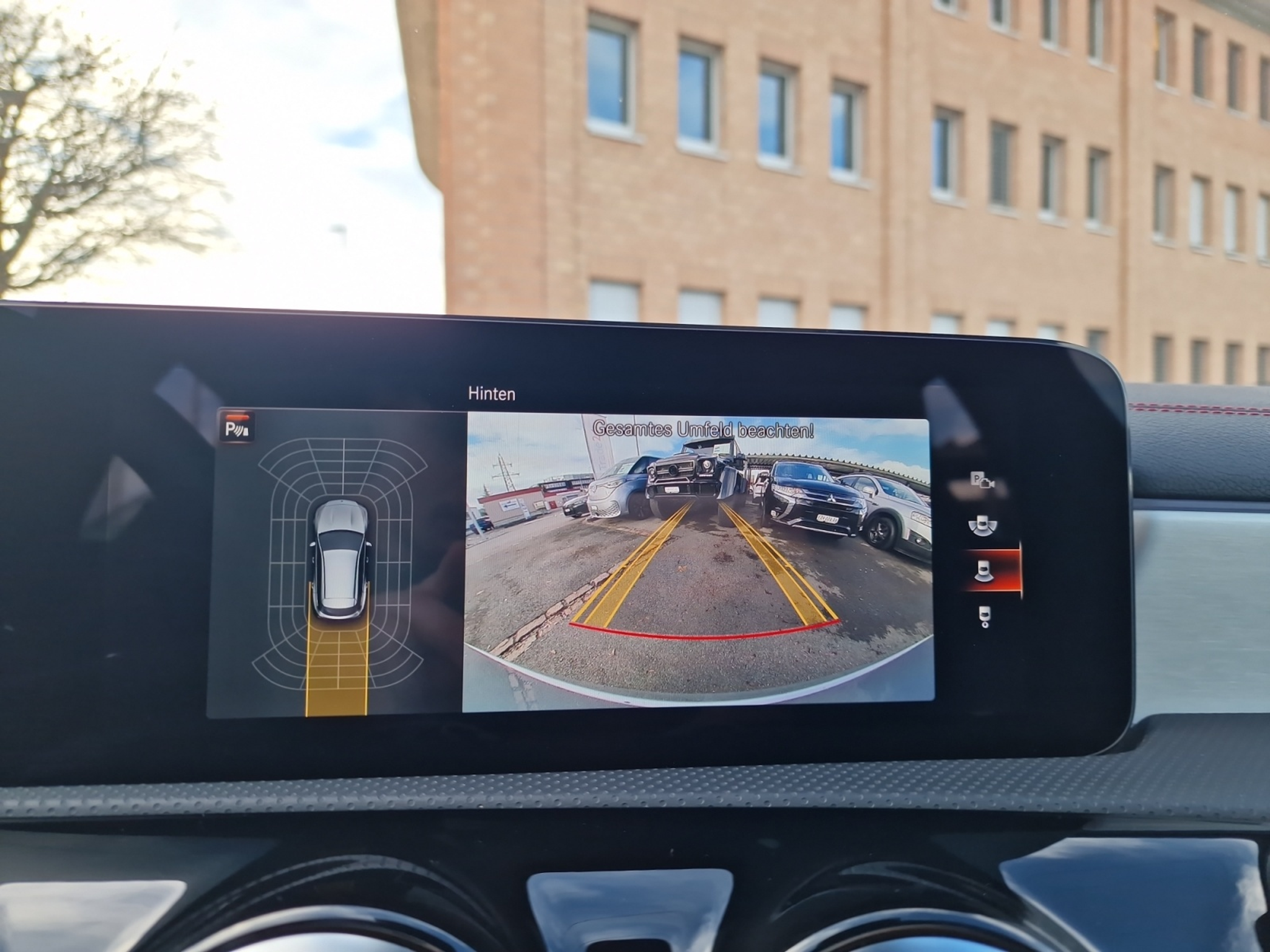 listing desktop thumbnail image 16