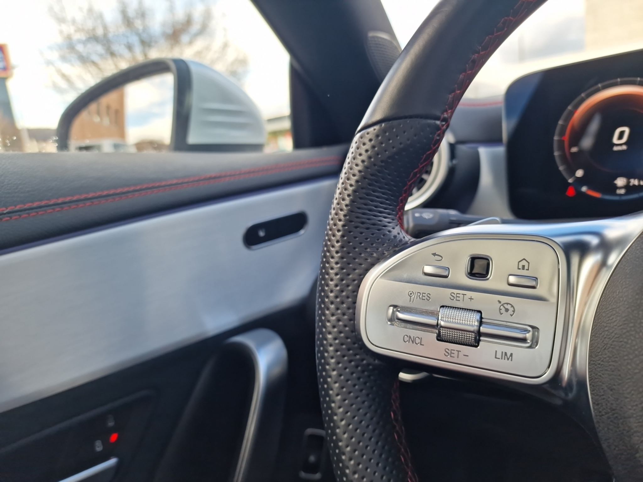 listing desktop thumbnail image 14