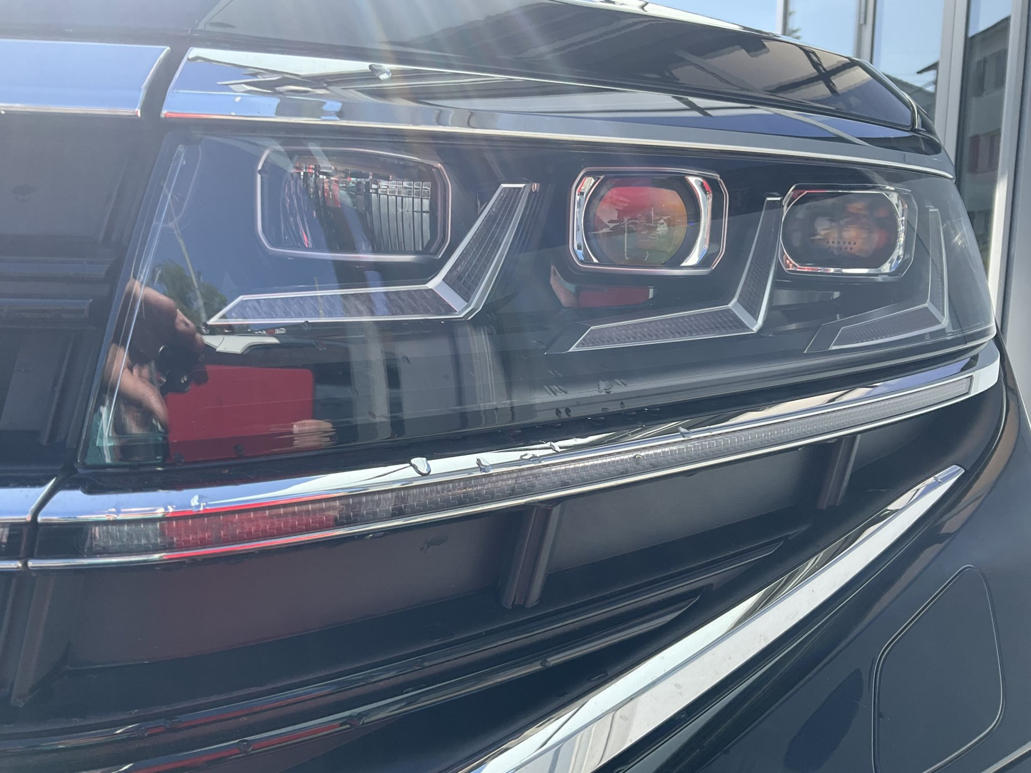 listing desktop thumbnail image 6