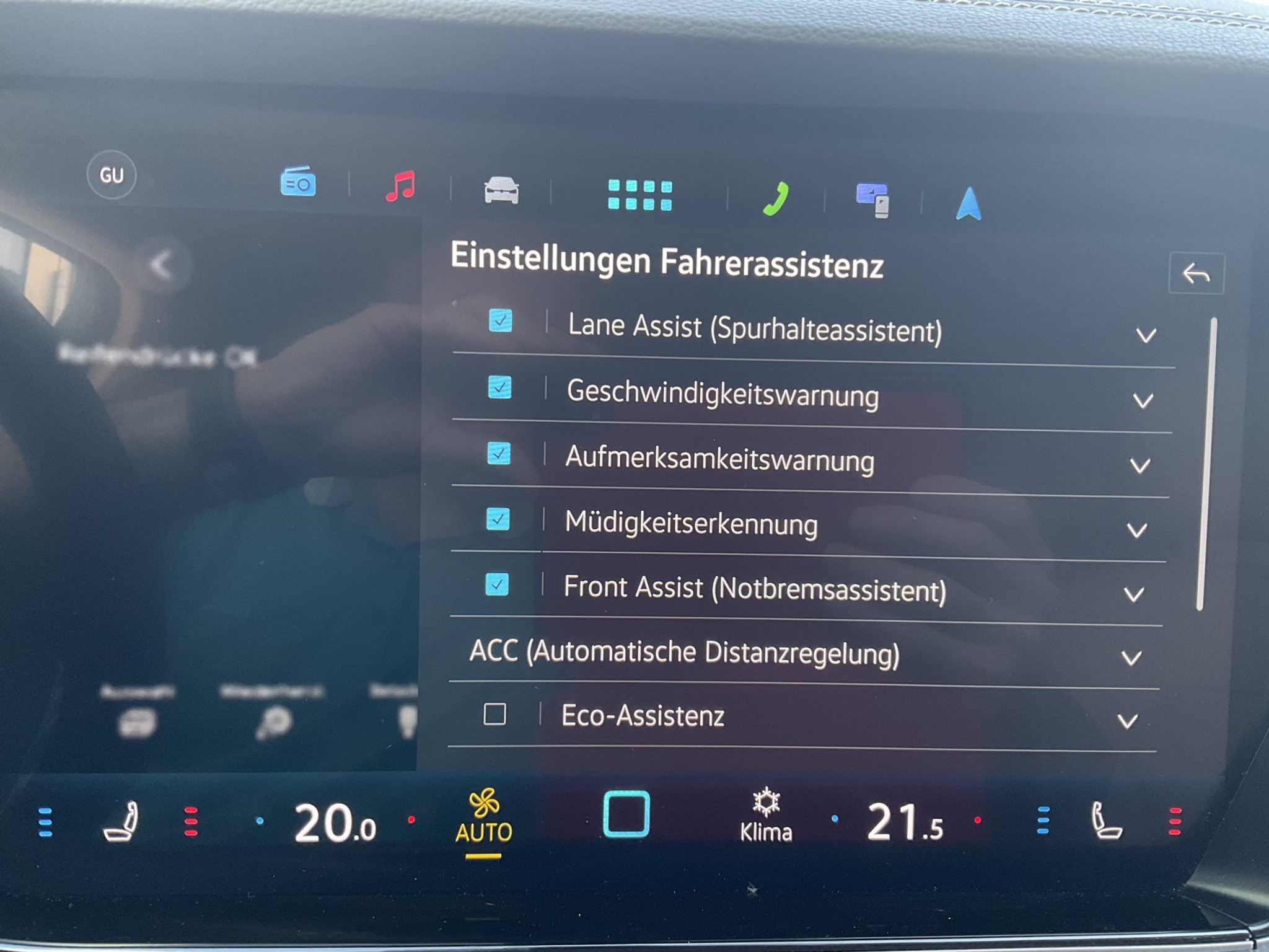 listing desktop thumbnail image 16