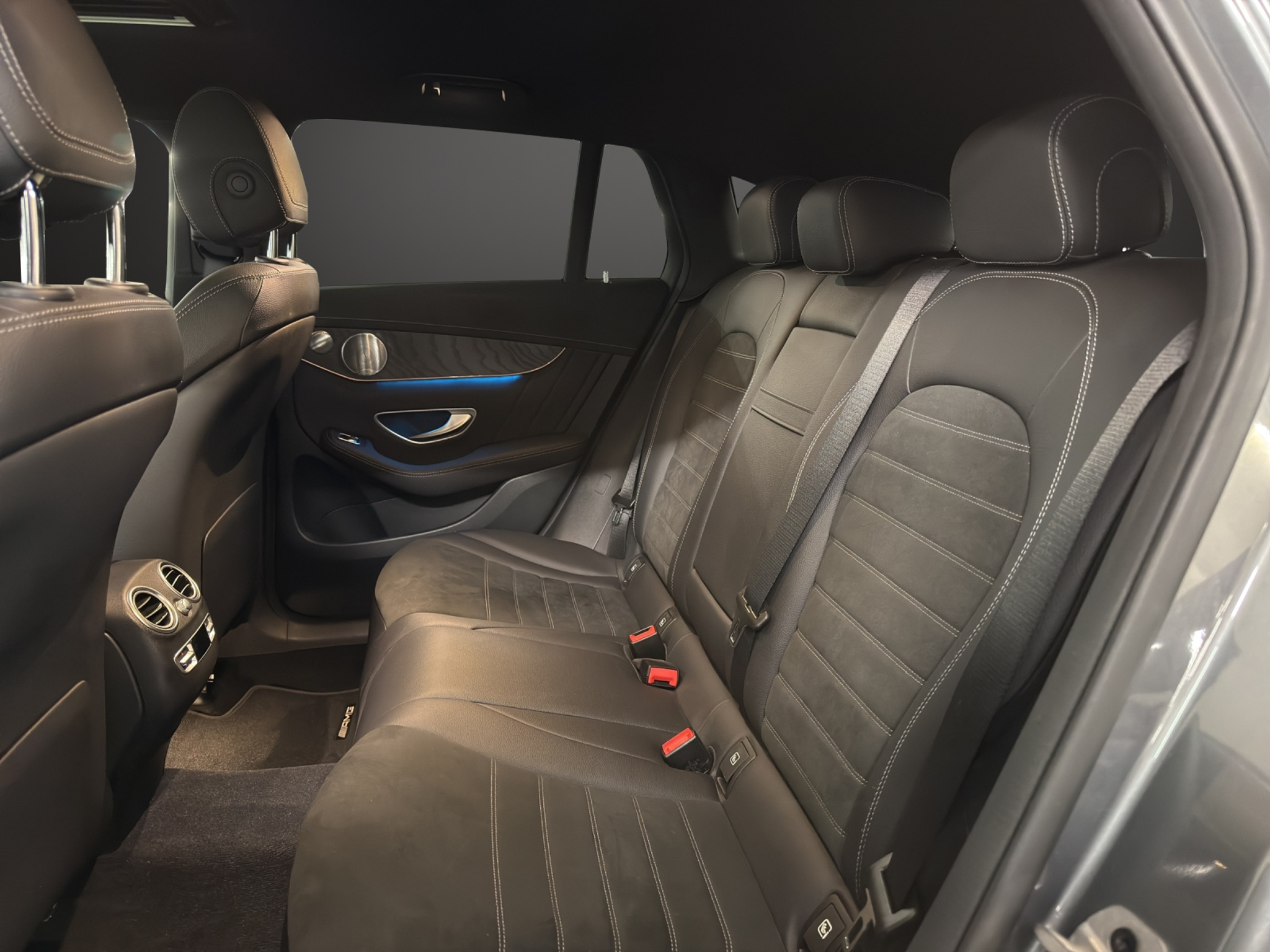 listing desktop thumbnail image 12