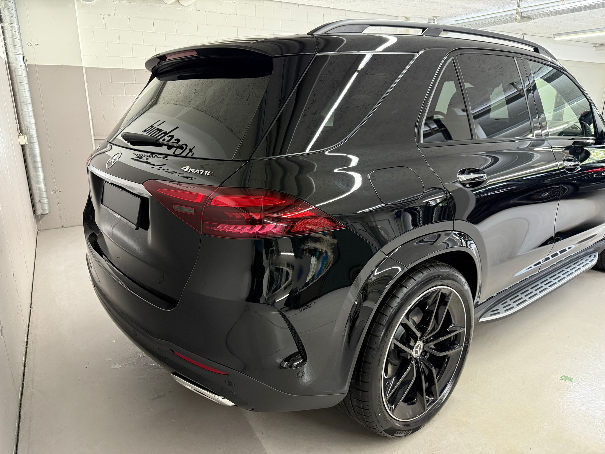 listing desktop thumbnail image 5