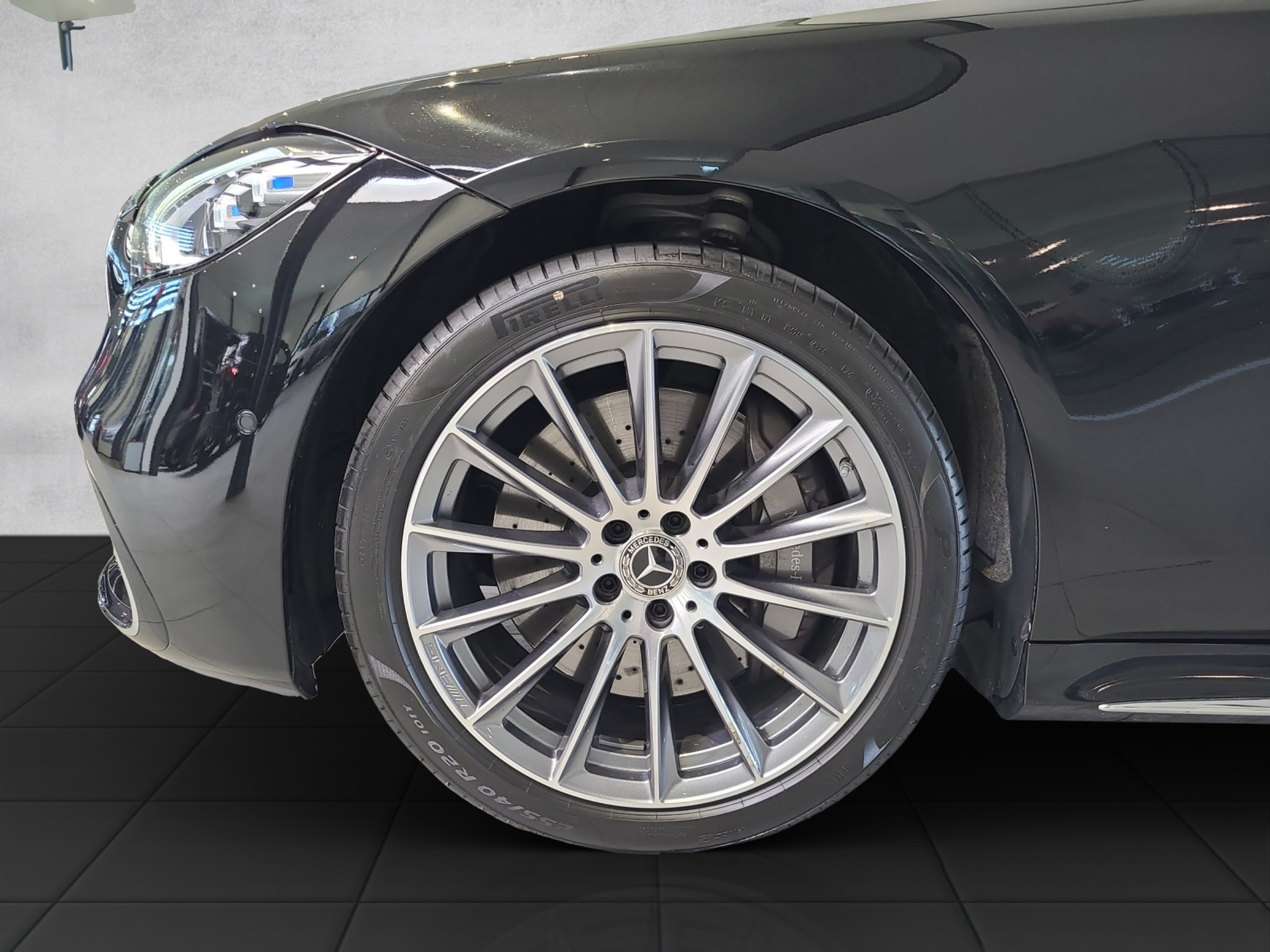 listing desktop thumbnail image 9