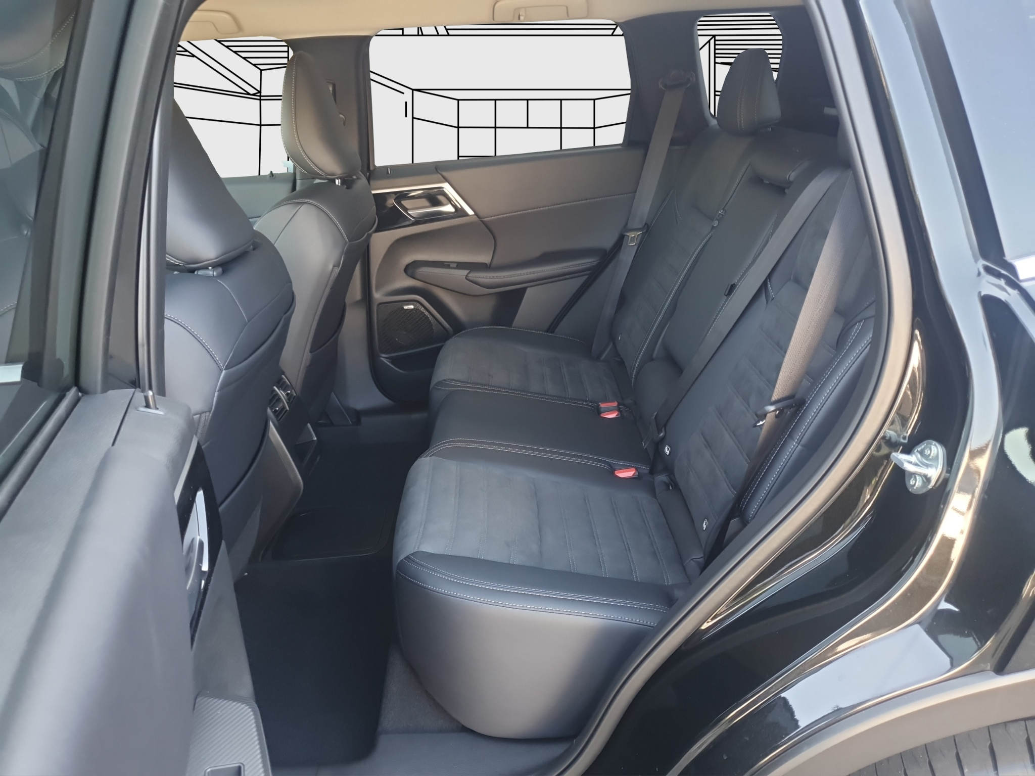 listing desktop thumbnail image 12