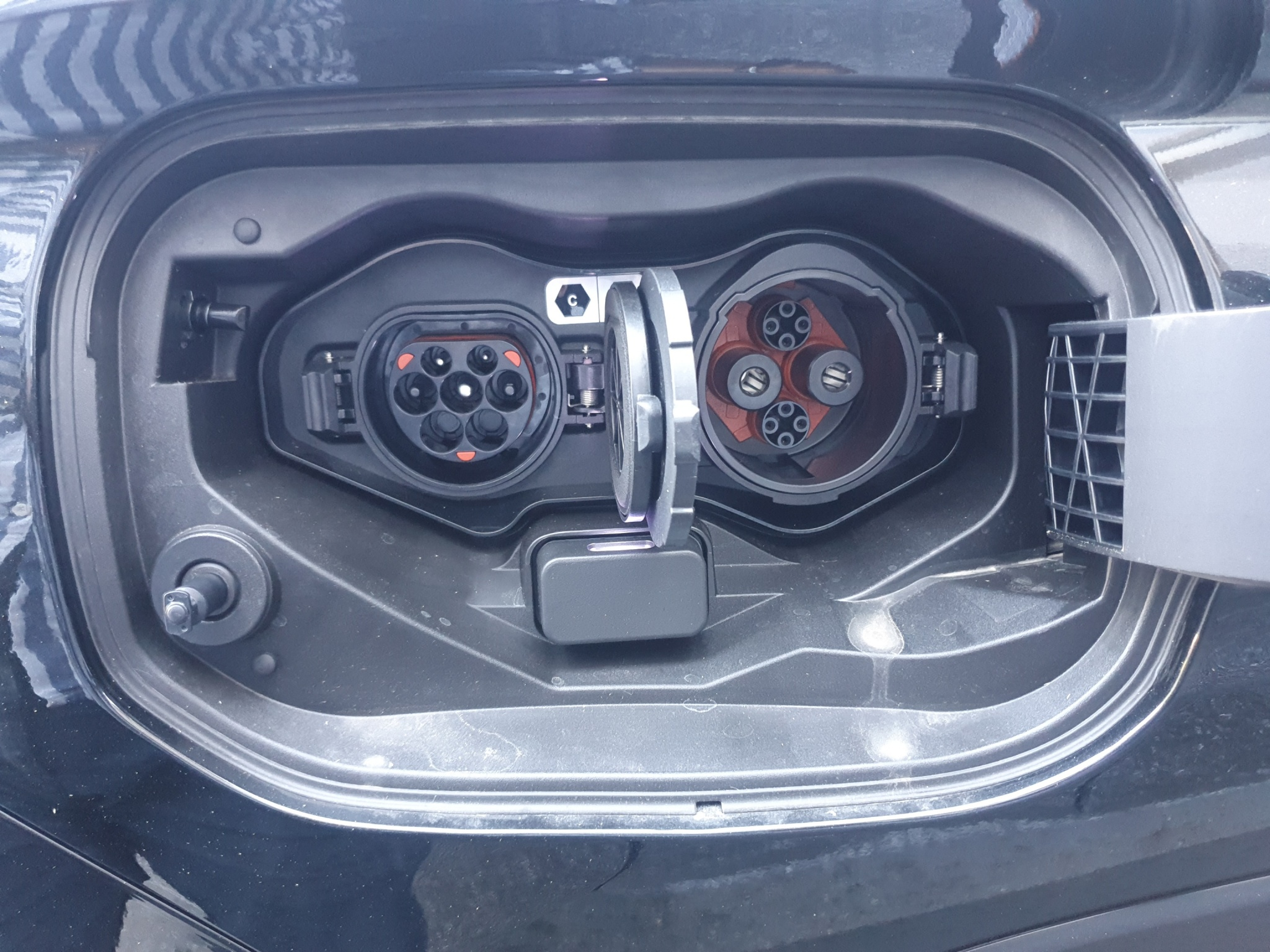 listing desktop thumbnail image 14