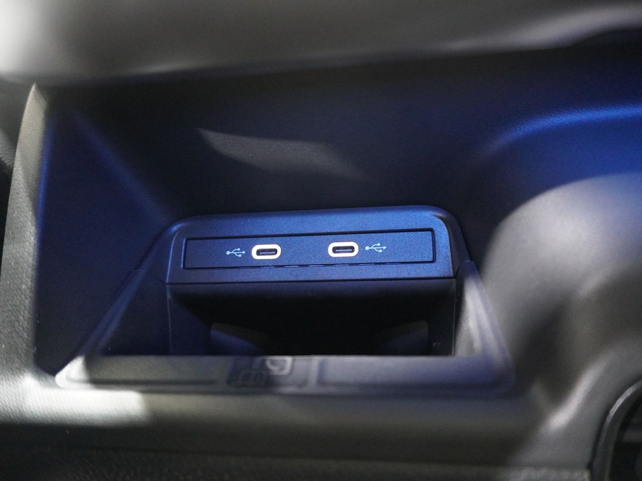 listing desktop thumbnail image 16