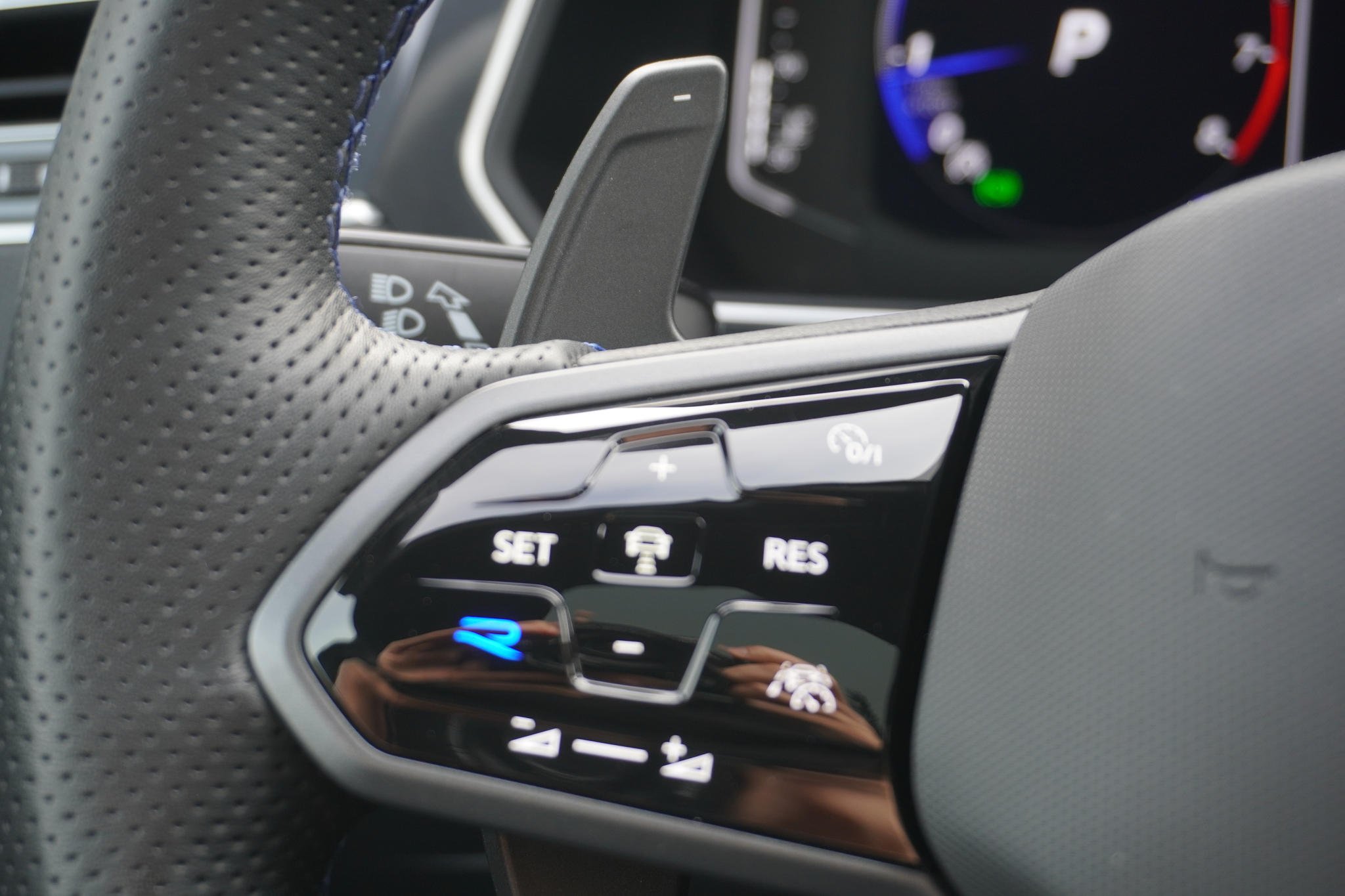 listing desktop thumbnail image 27