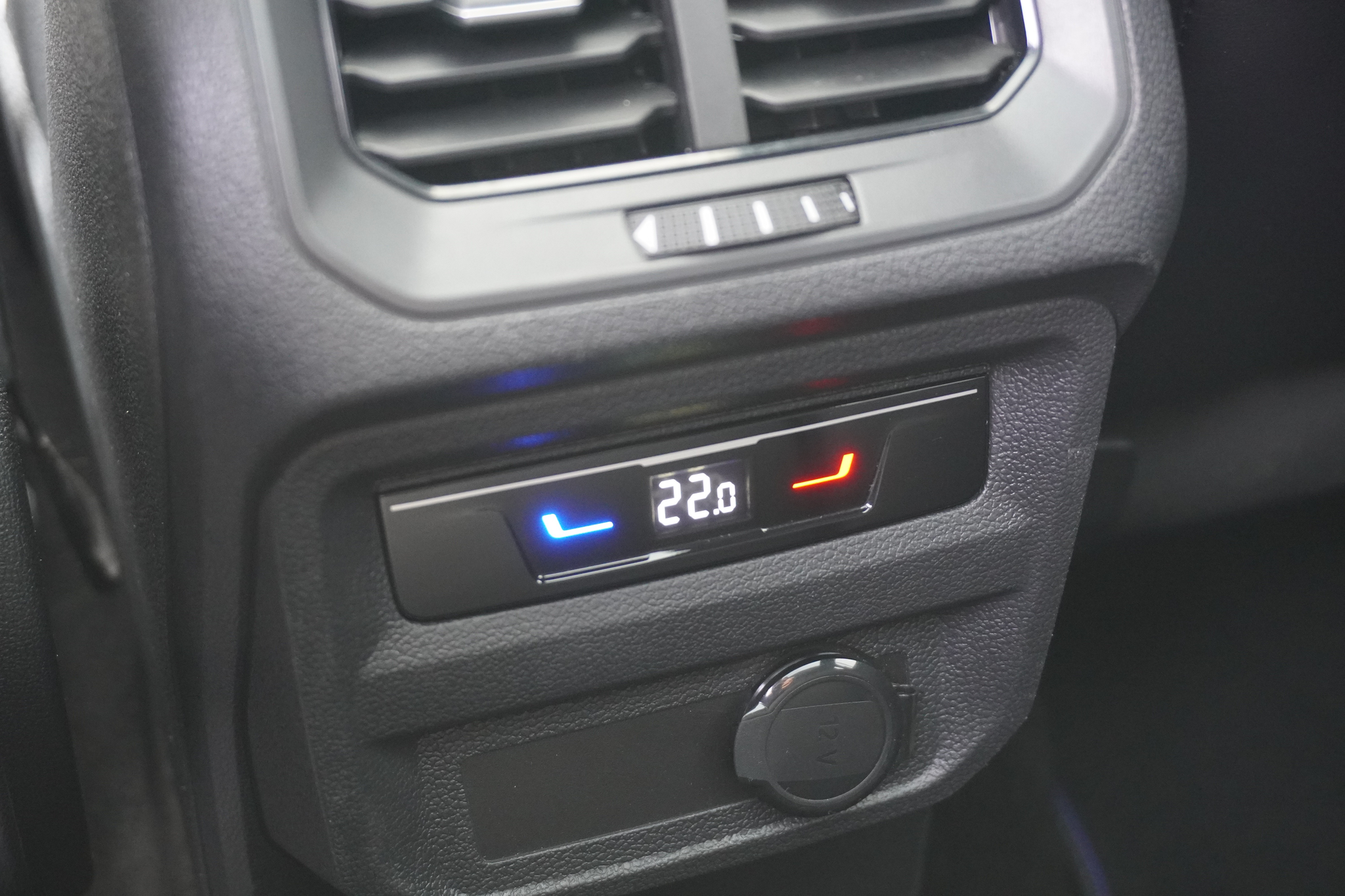 listing desktop thumbnail image 14