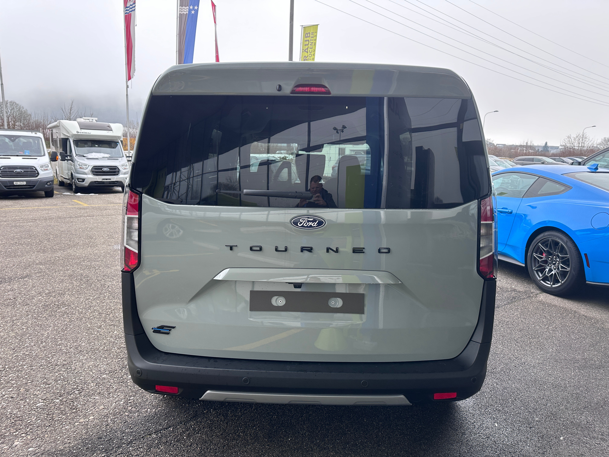 listing desktop thumbnail image 5