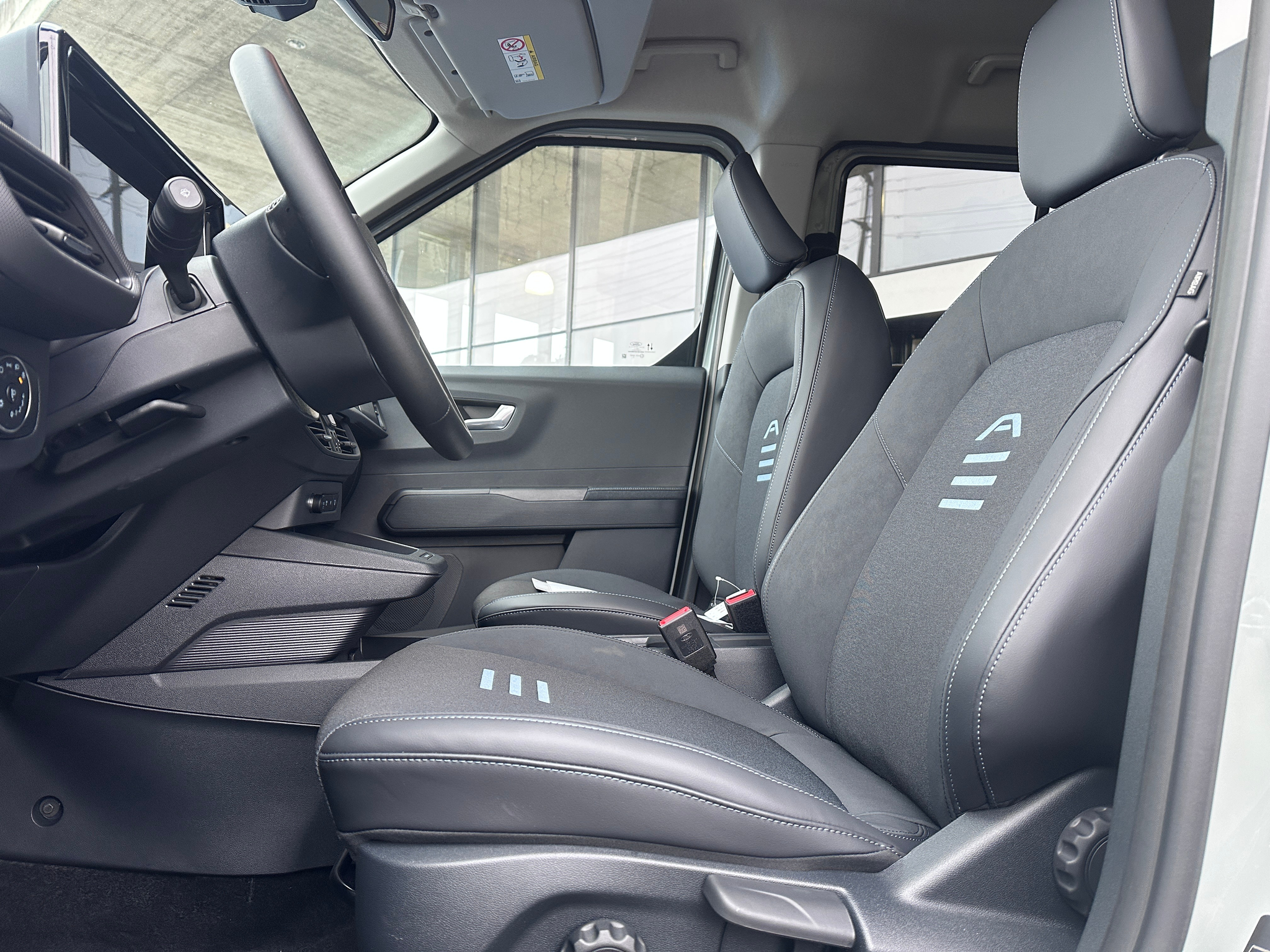 listing desktop thumbnail image 7