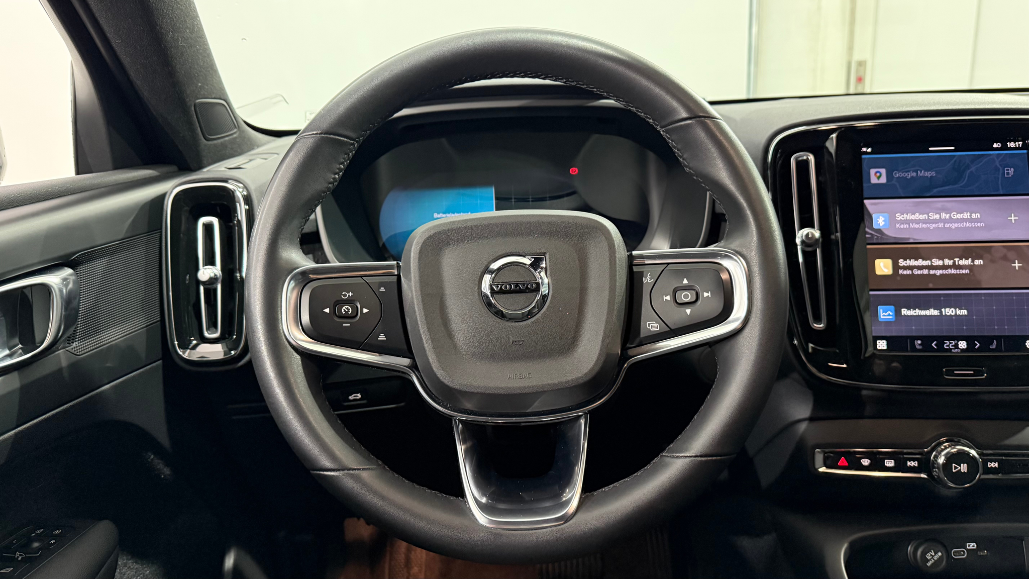 listing desktop thumbnail image 13