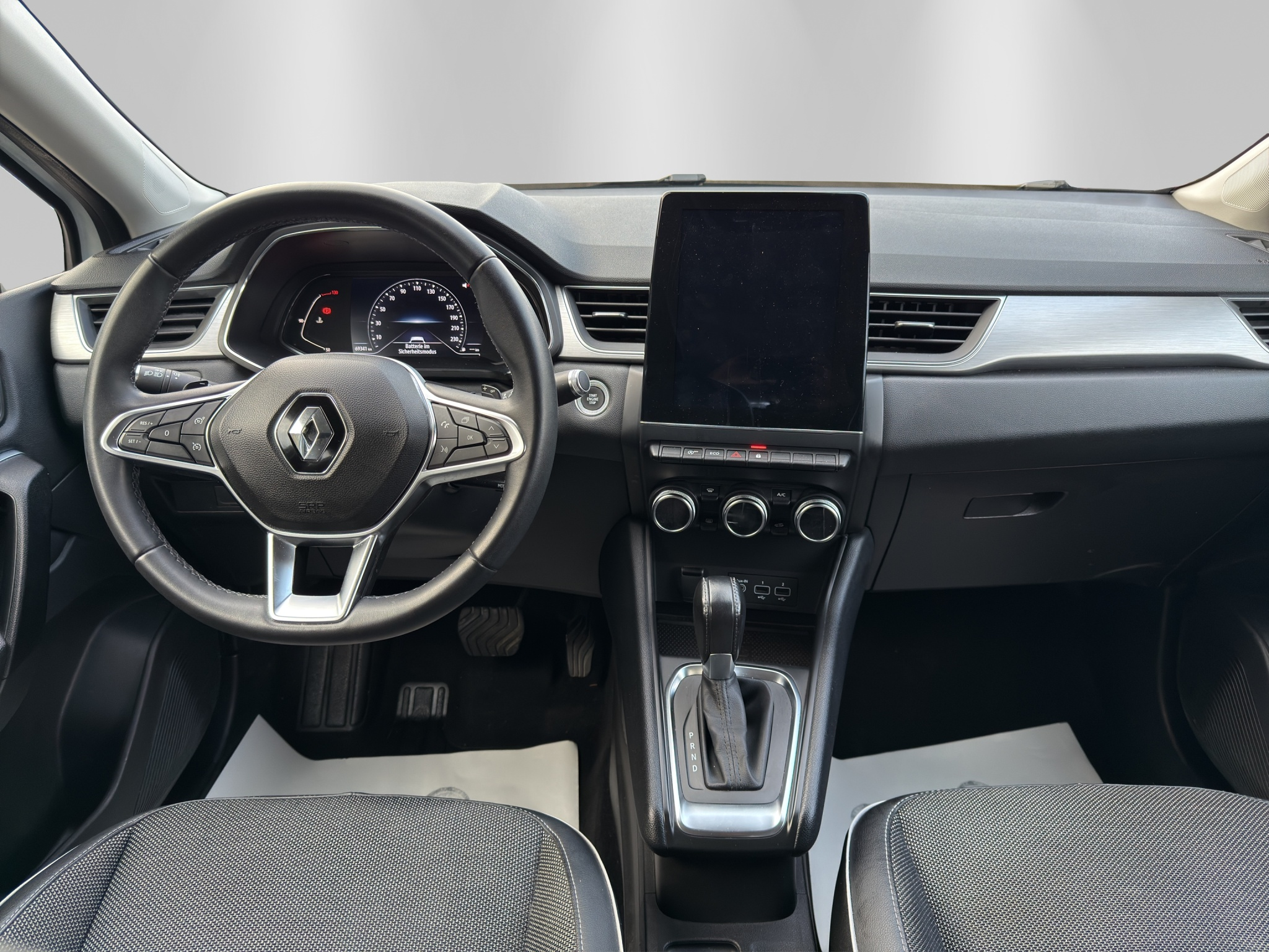 listing desktop thumbnail image 8