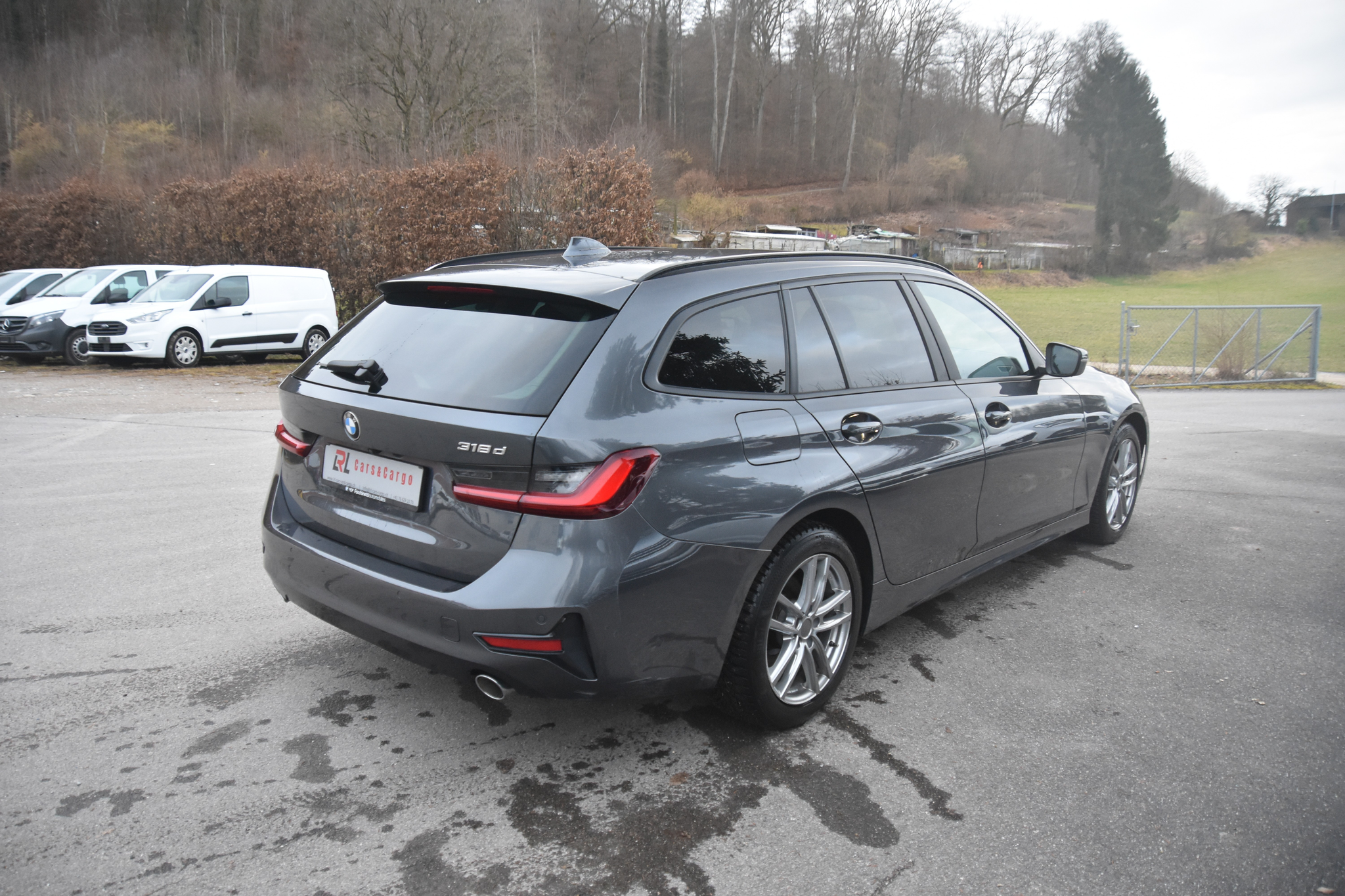 listing desktop thumbnail image 4