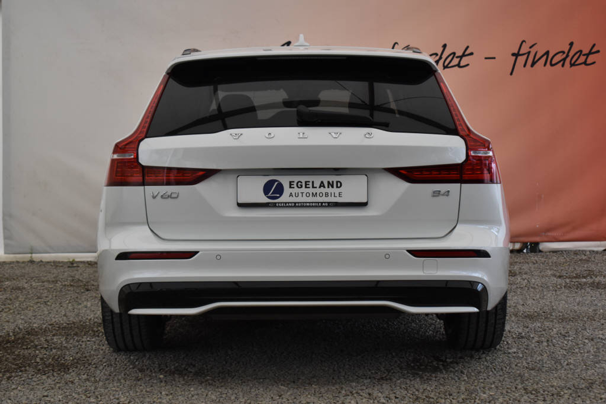 listing desktop thumbnail image 5