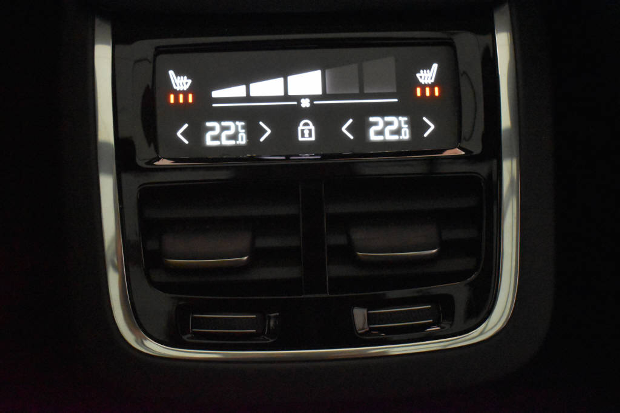 listing desktop thumbnail image 9