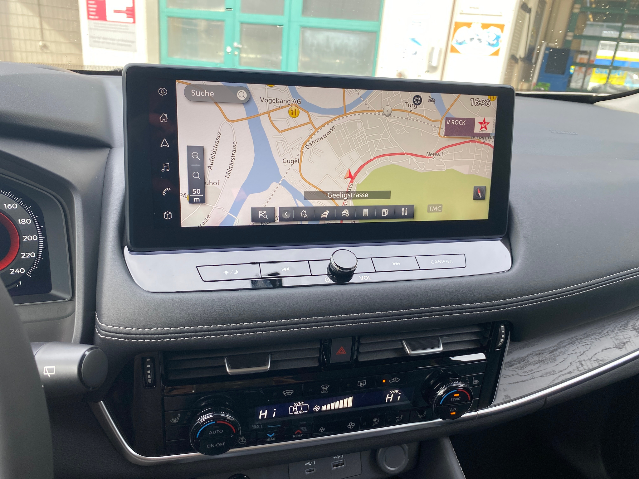 listing desktop thumbnail image 12