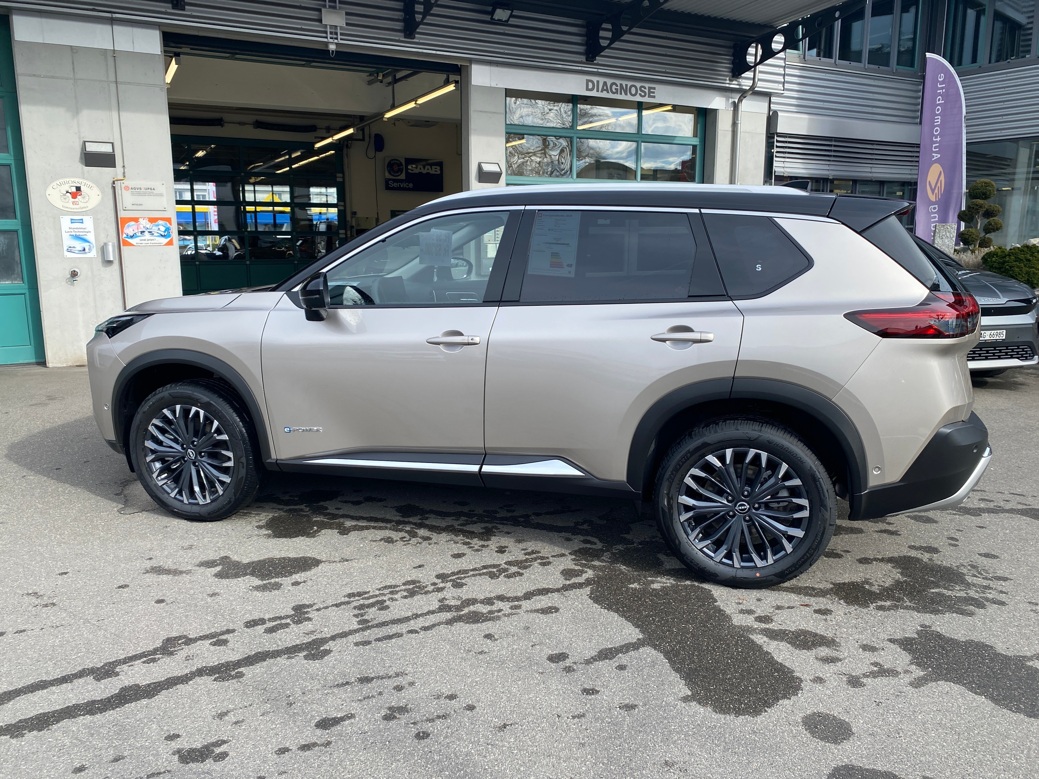 listing desktop thumbnail image 8