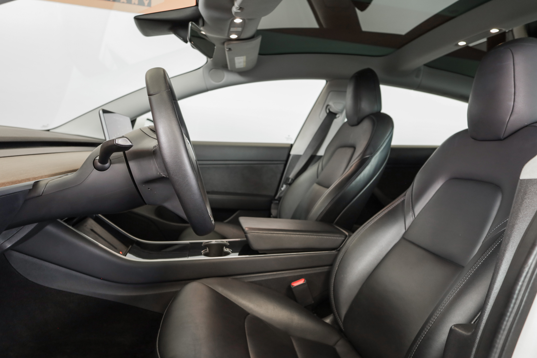 listing desktop thumbnail image 17