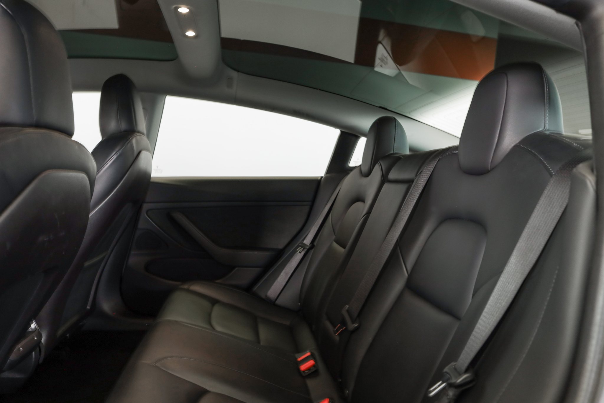 listing desktop thumbnail image 18