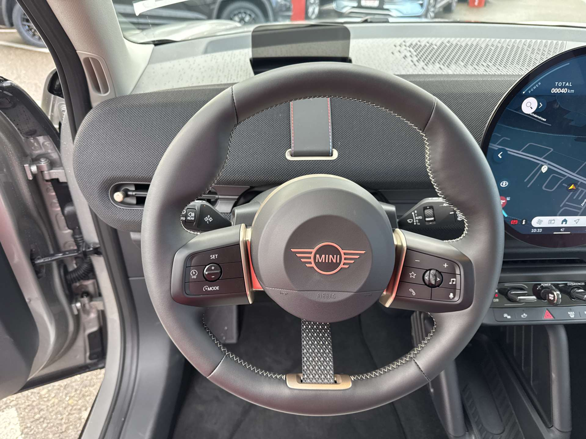 listing desktop thumbnail image 14