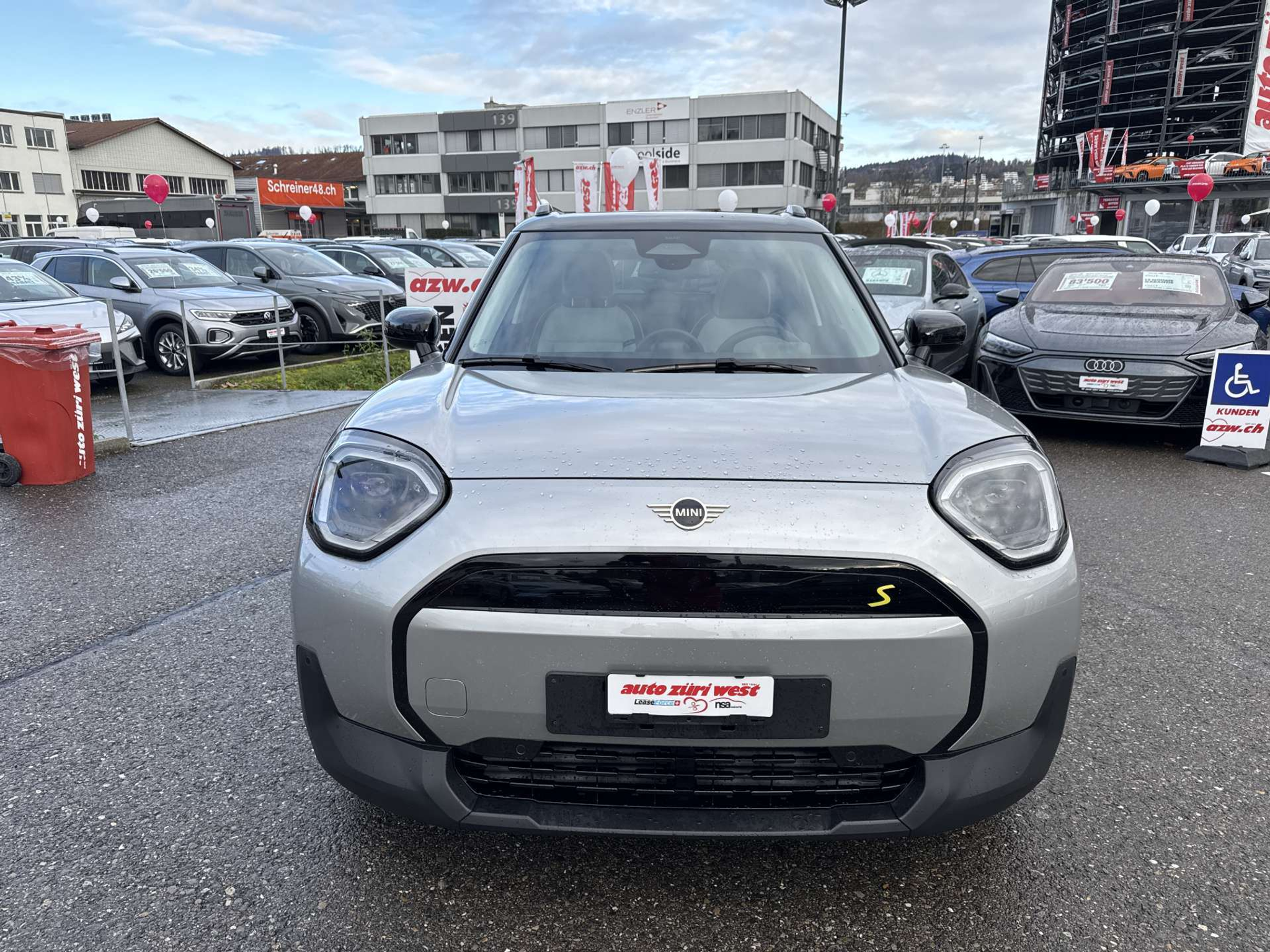 listing desktop thumbnail image 12