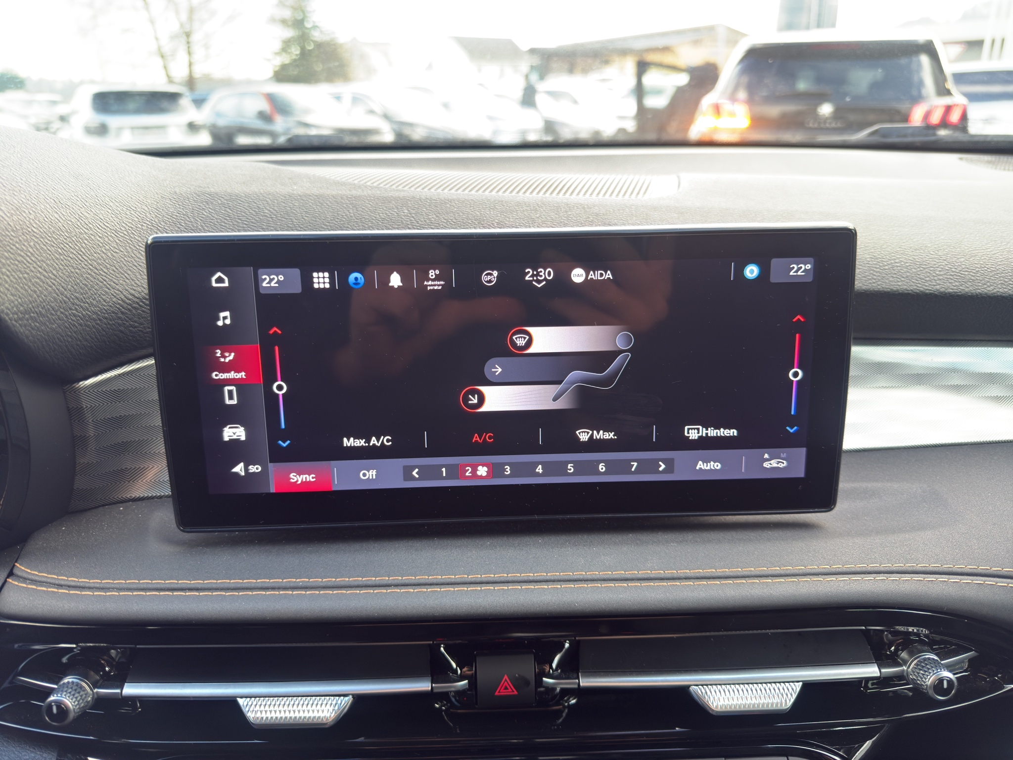 listing desktop thumbnail image 30