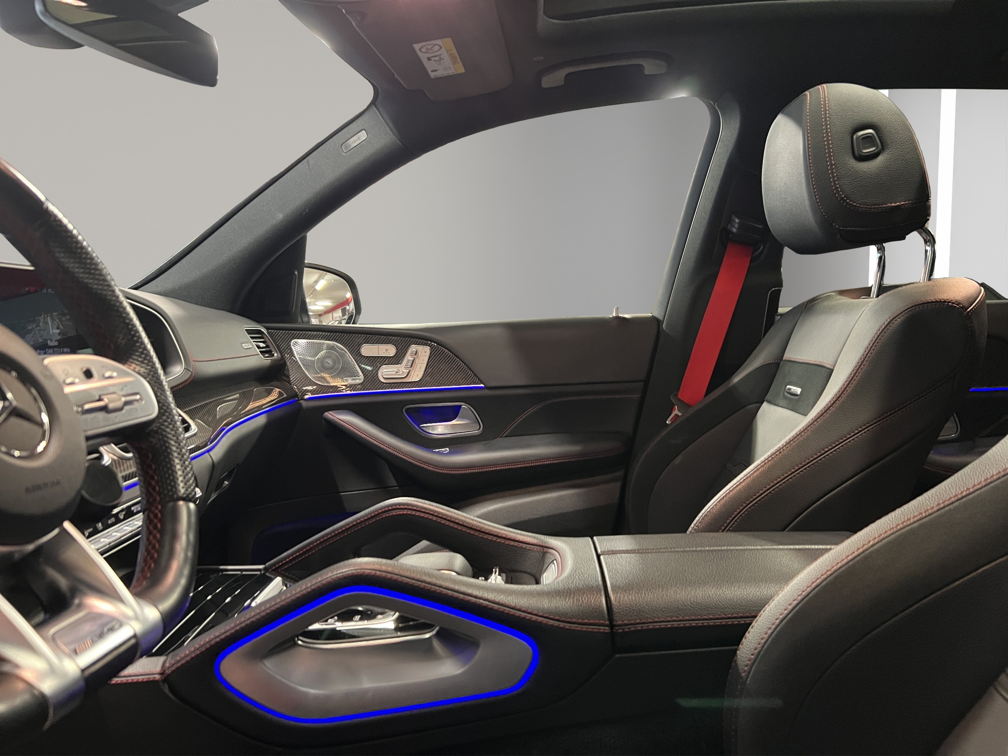 listing desktop thumbnail image 15