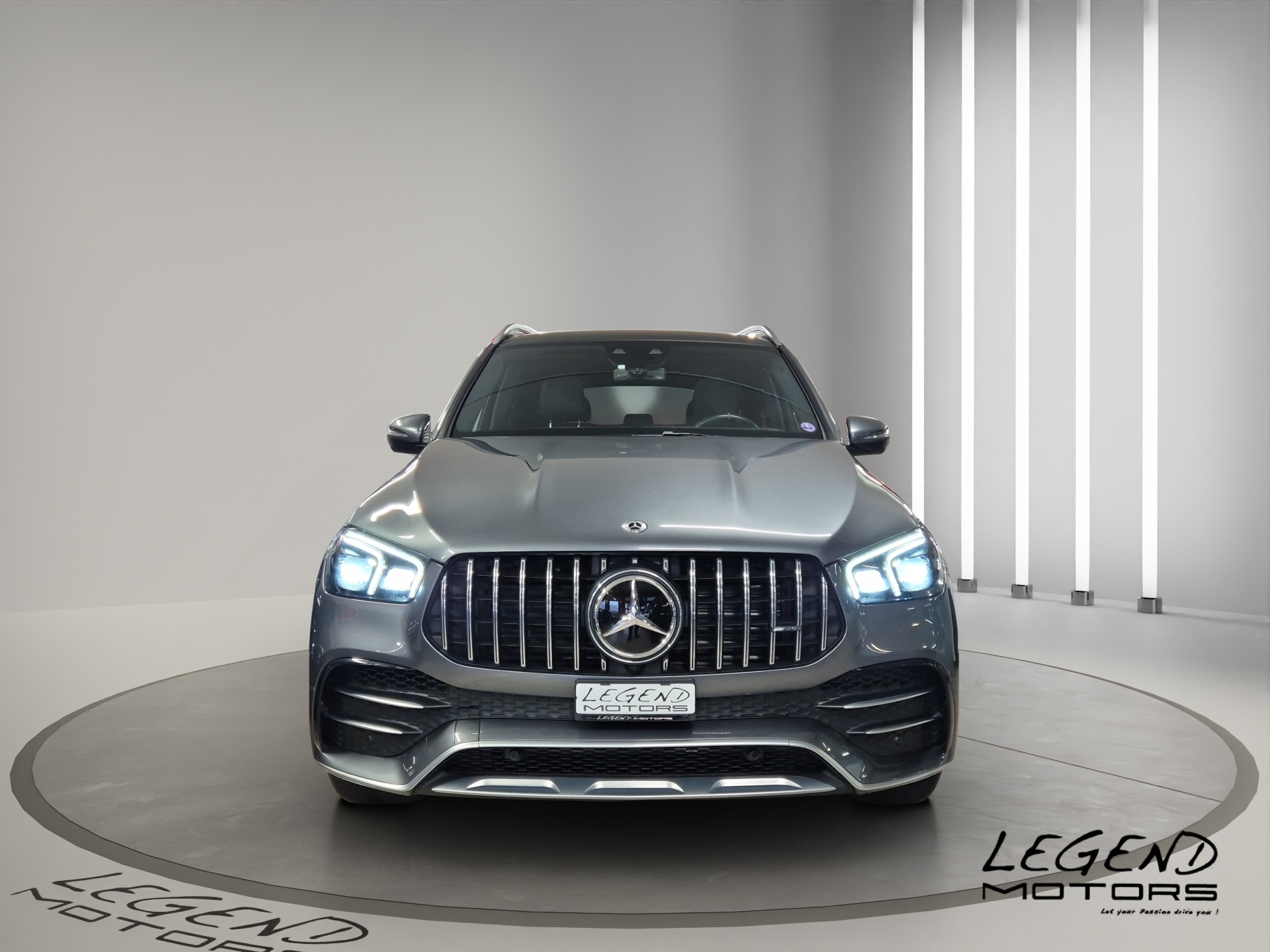 listing desktop thumbnail image 1