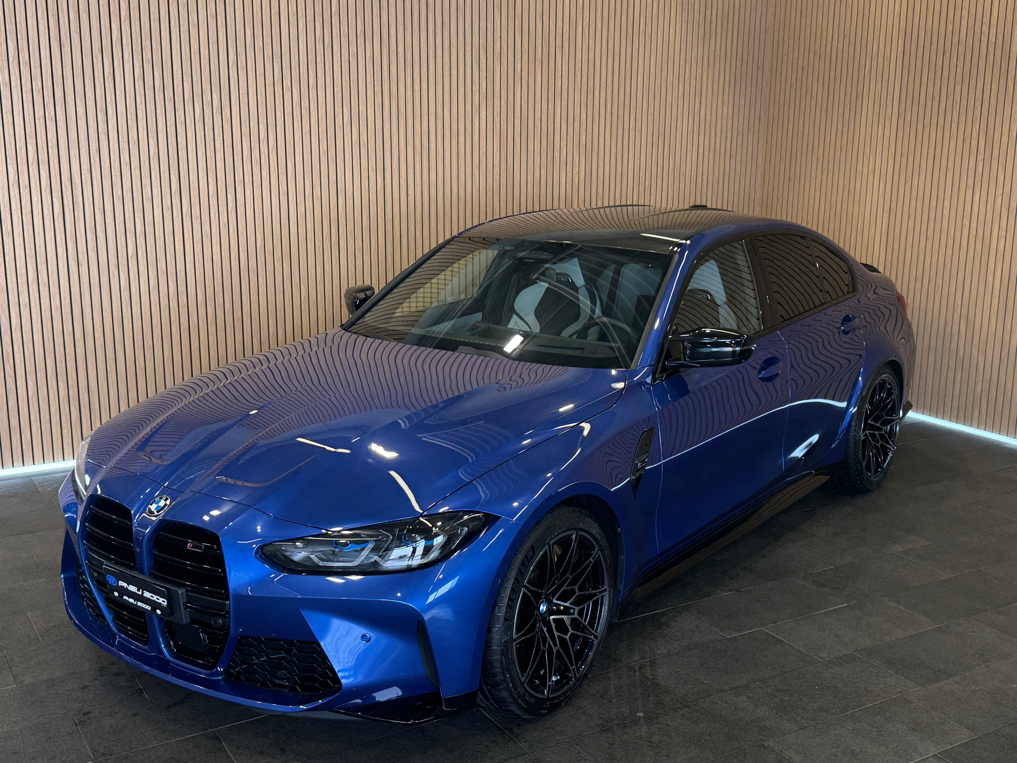 listing desktop thumbnail image 3