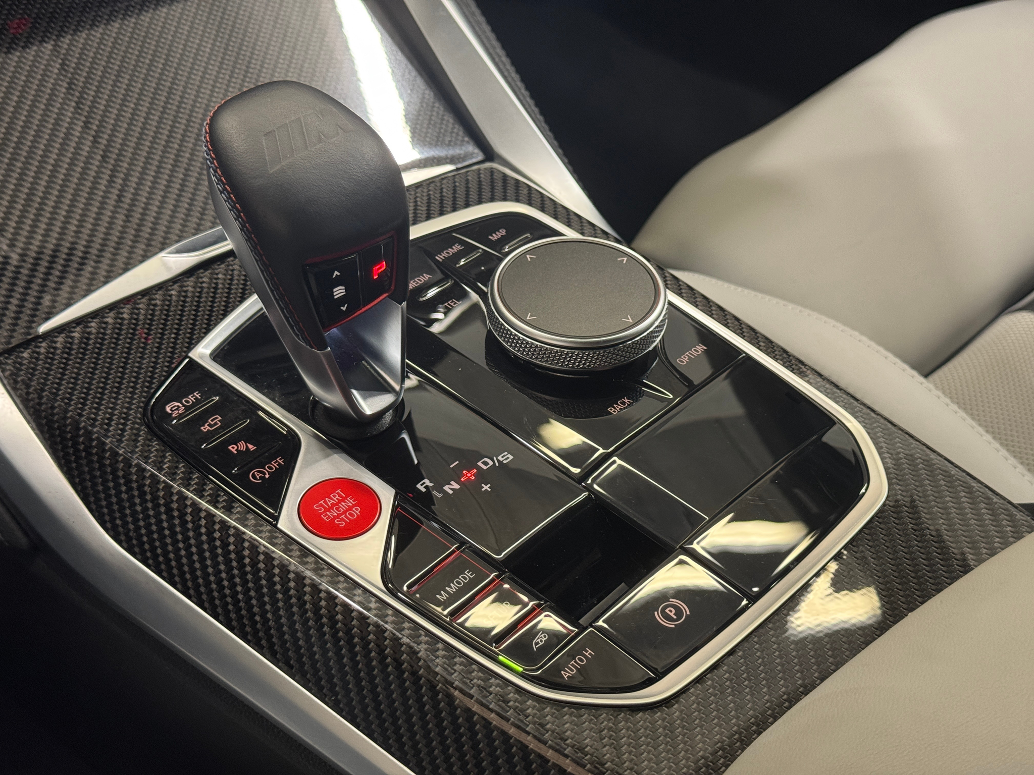 listing desktop thumbnail image 10