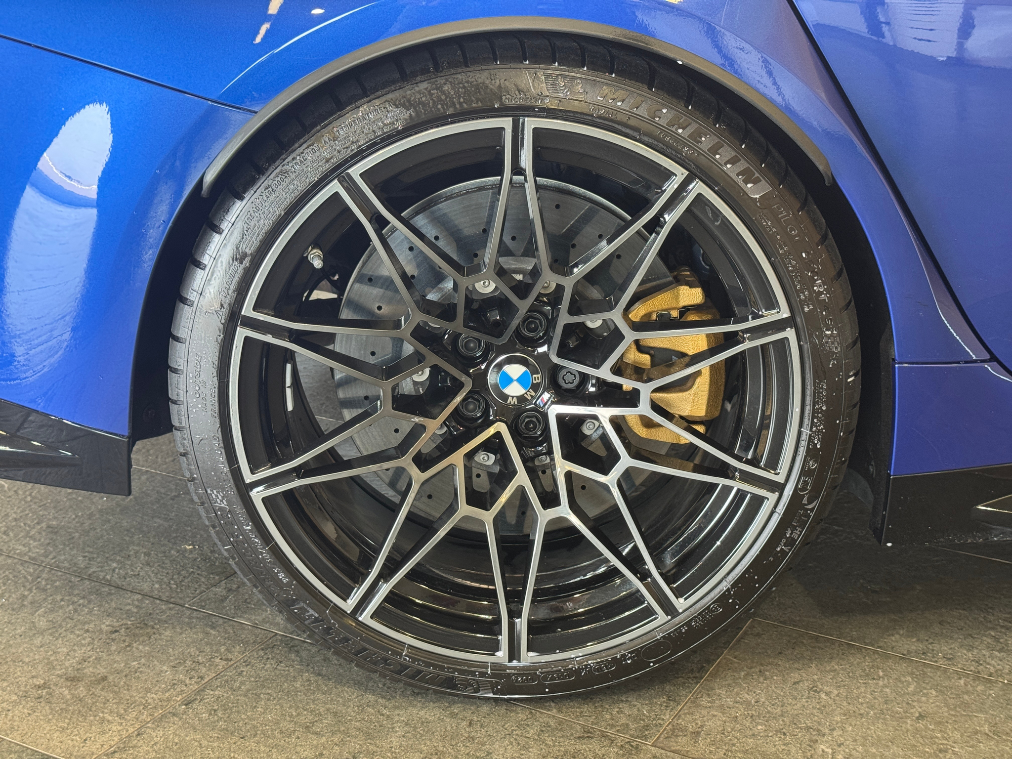 listing desktop thumbnail image 7