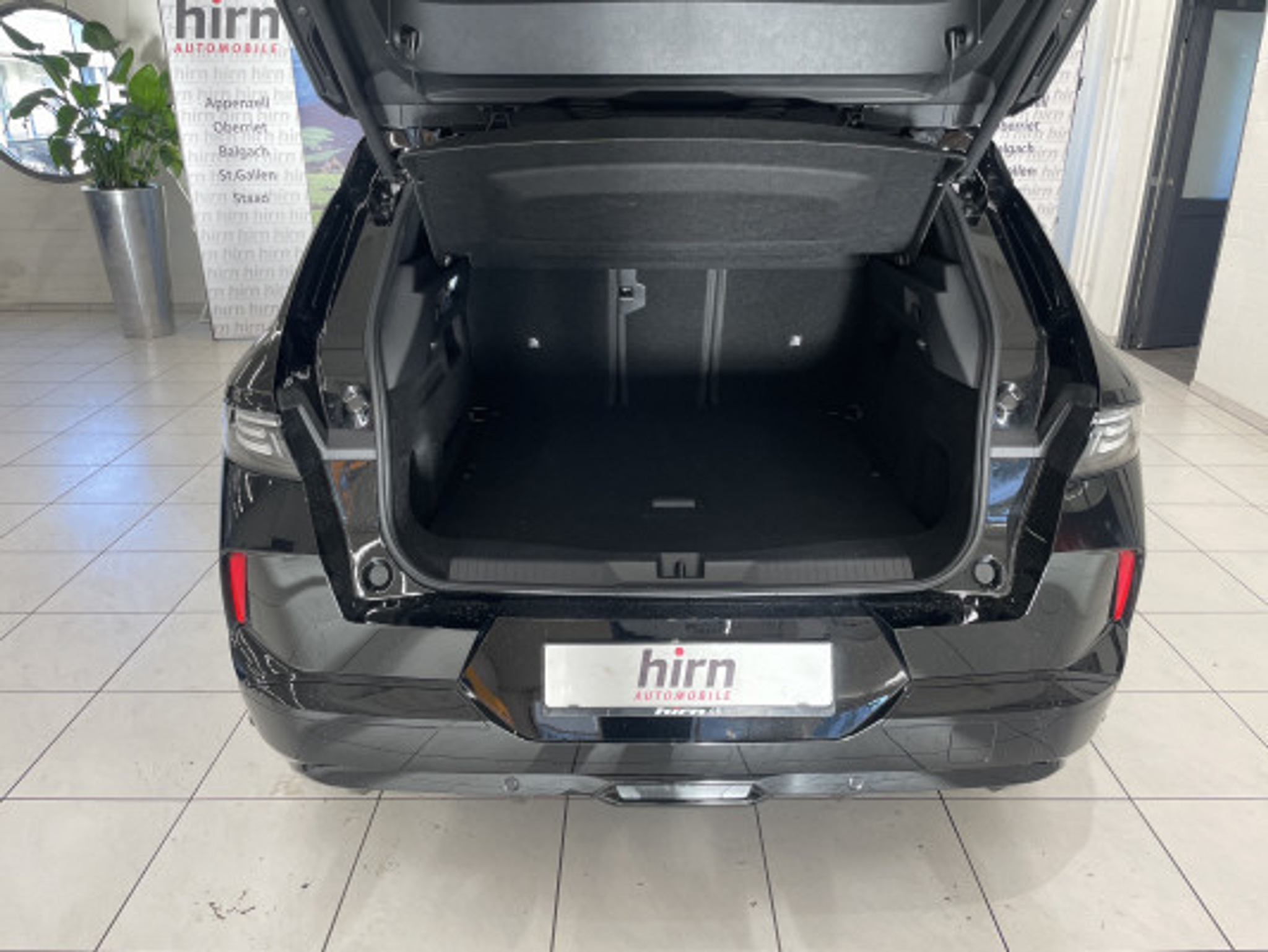 listing desktop thumbnail image 7