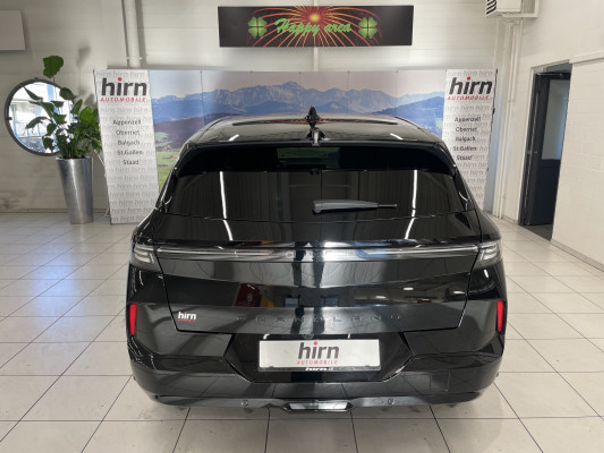 listing desktop thumbnail image 3