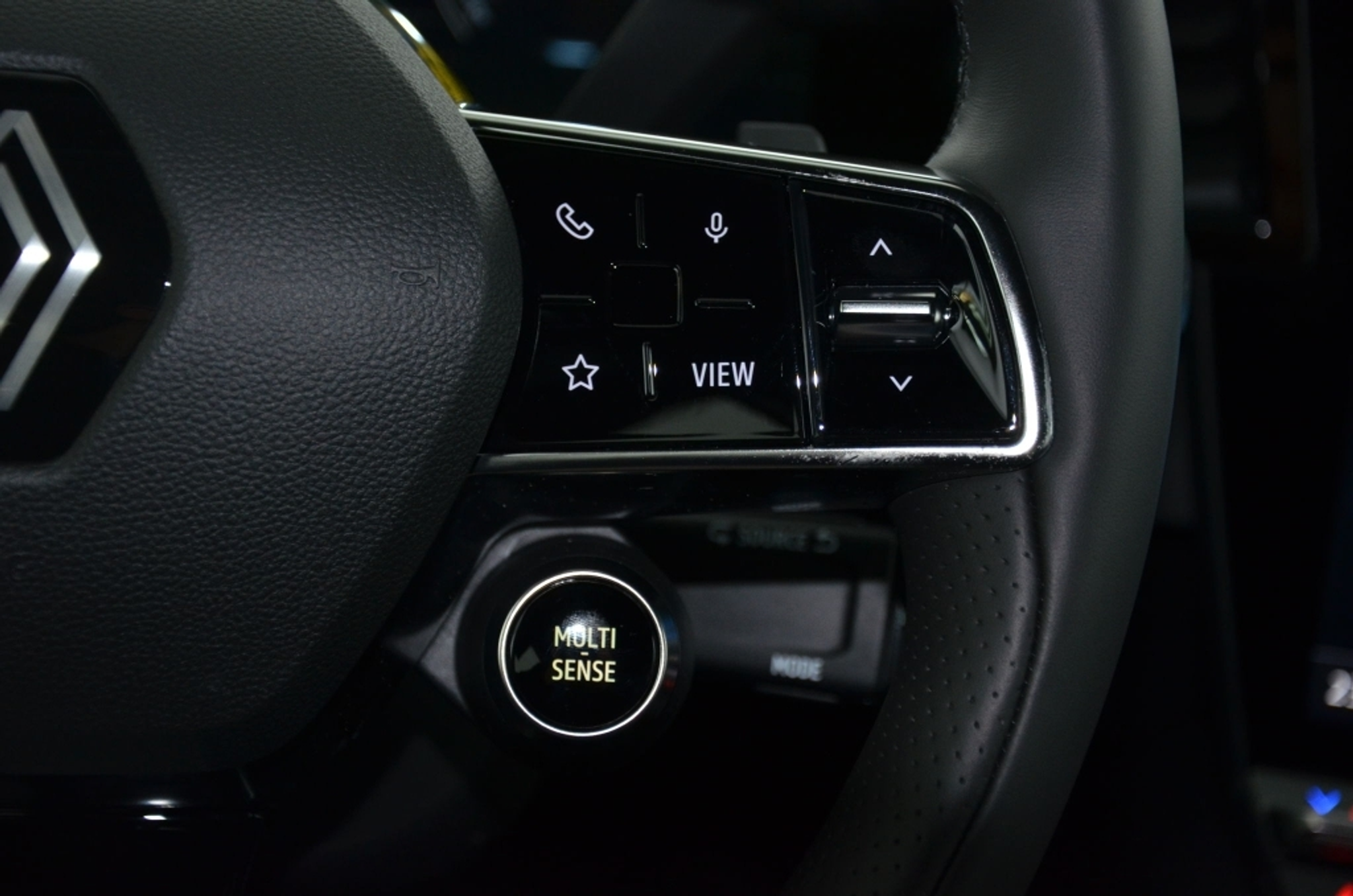 listing desktop thumbnail image 18