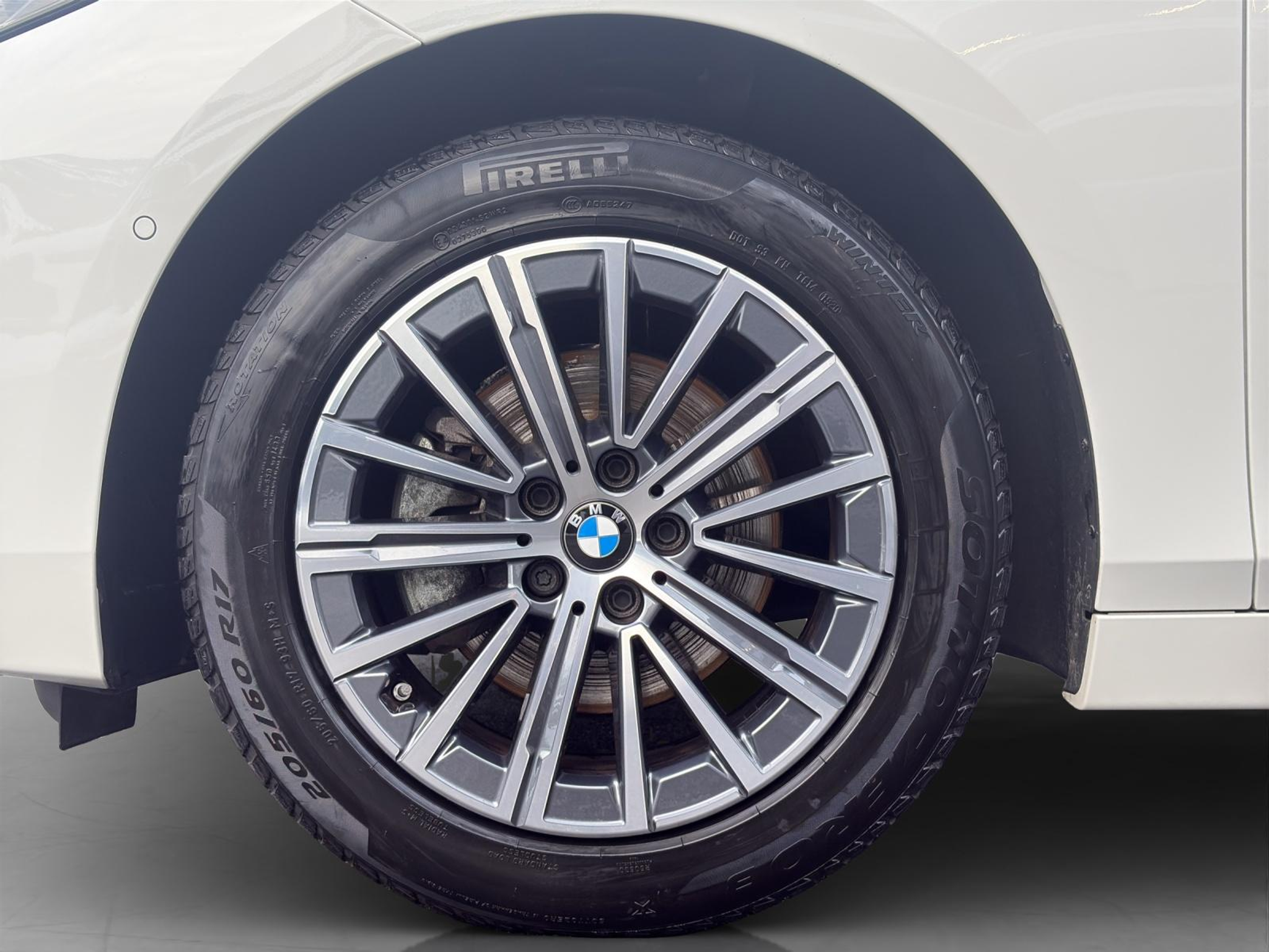 listing desktop thumbnail image 18