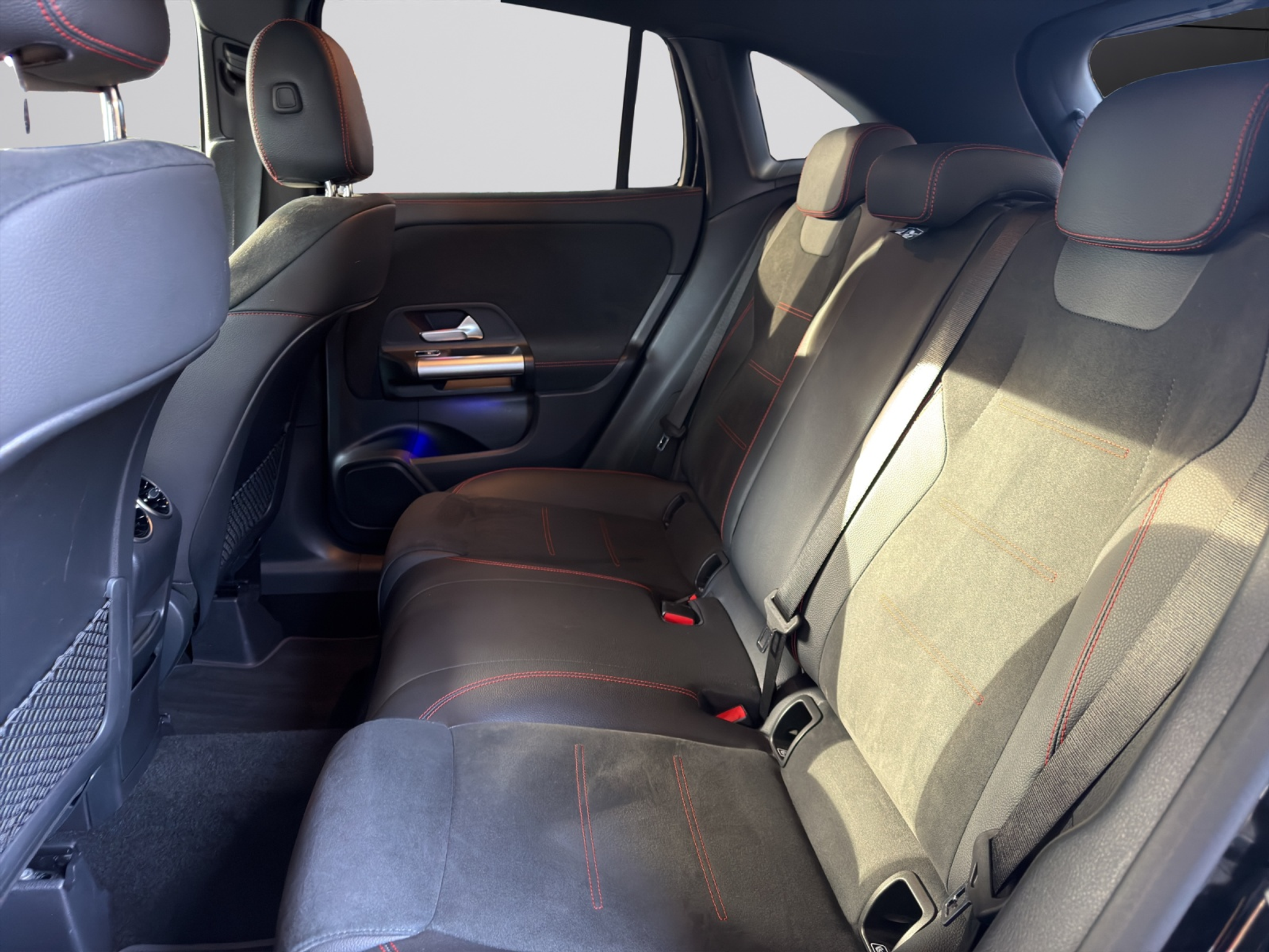 listing desktop thumbnail image 12