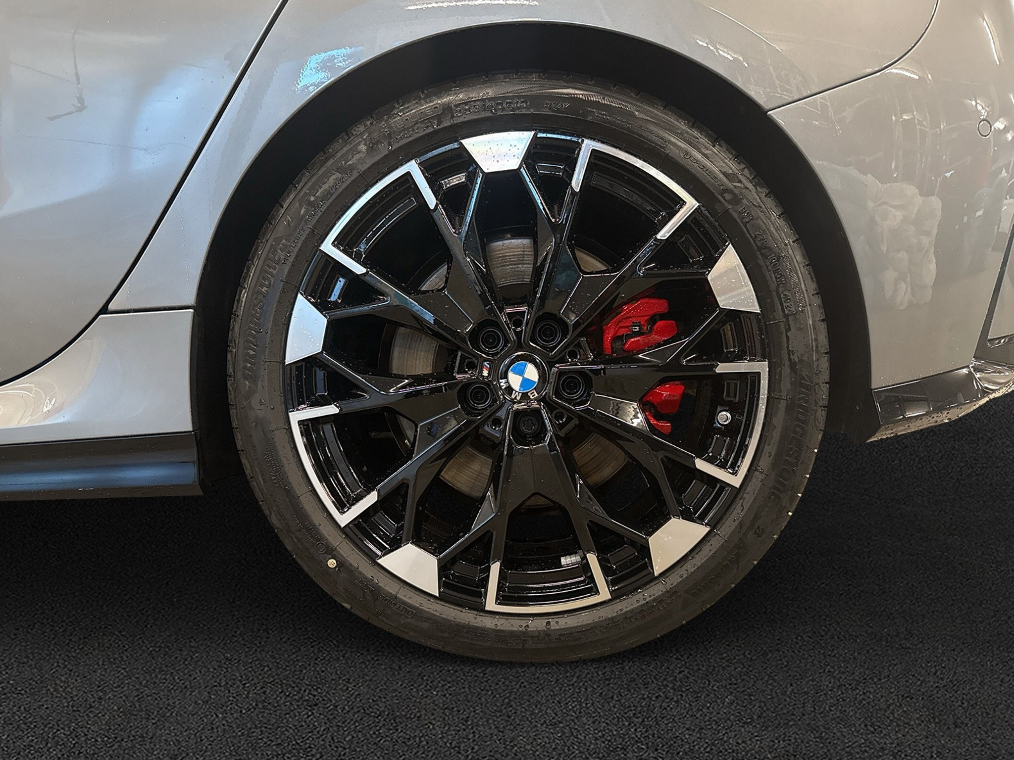 listing desktop thumbnail image 8