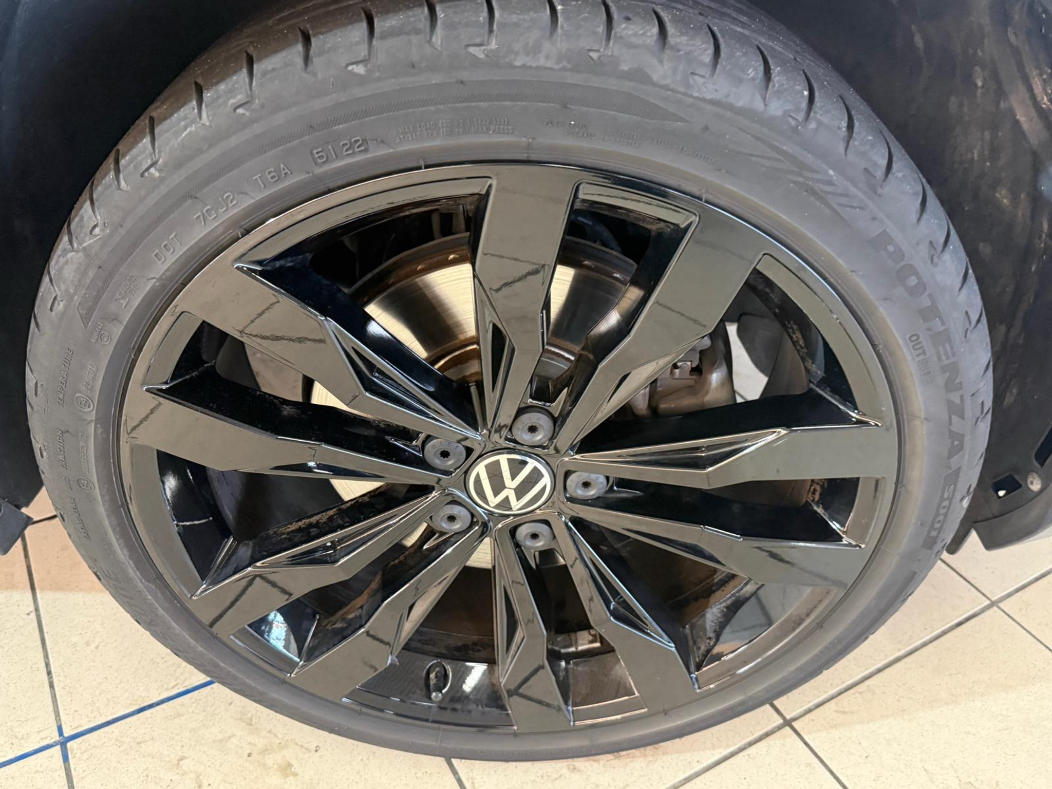 listing desktop thumbnail image 8