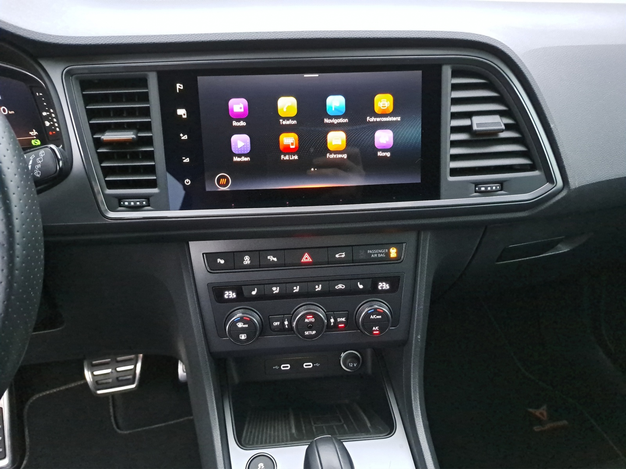 listing desktop thumbnail image 13