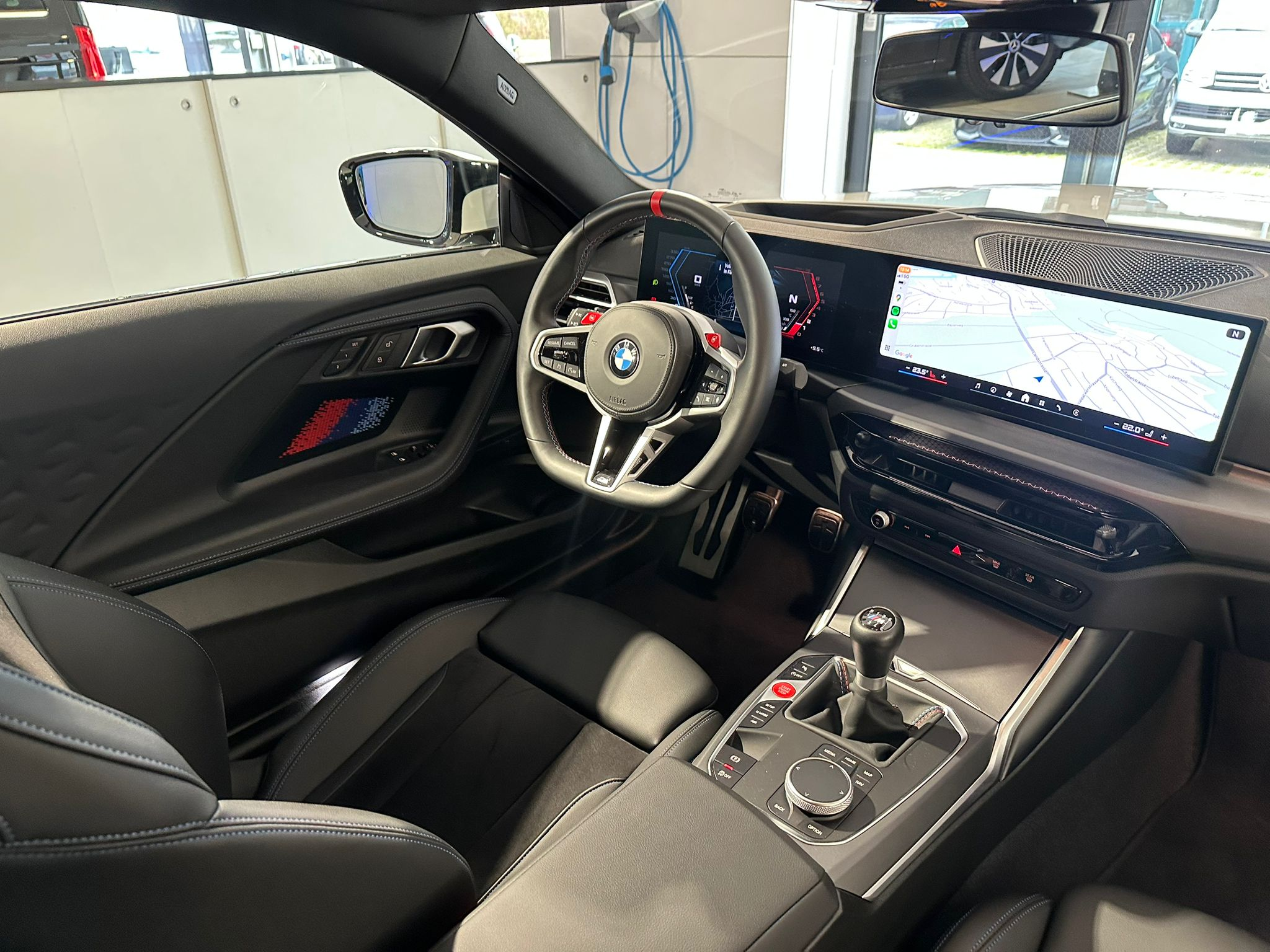 listing desktop thumbnail image 8