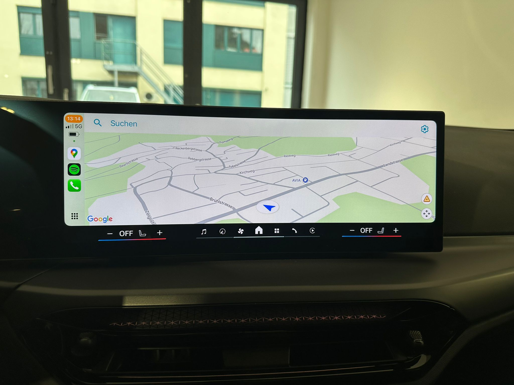 listing desktop thumbnail image 9