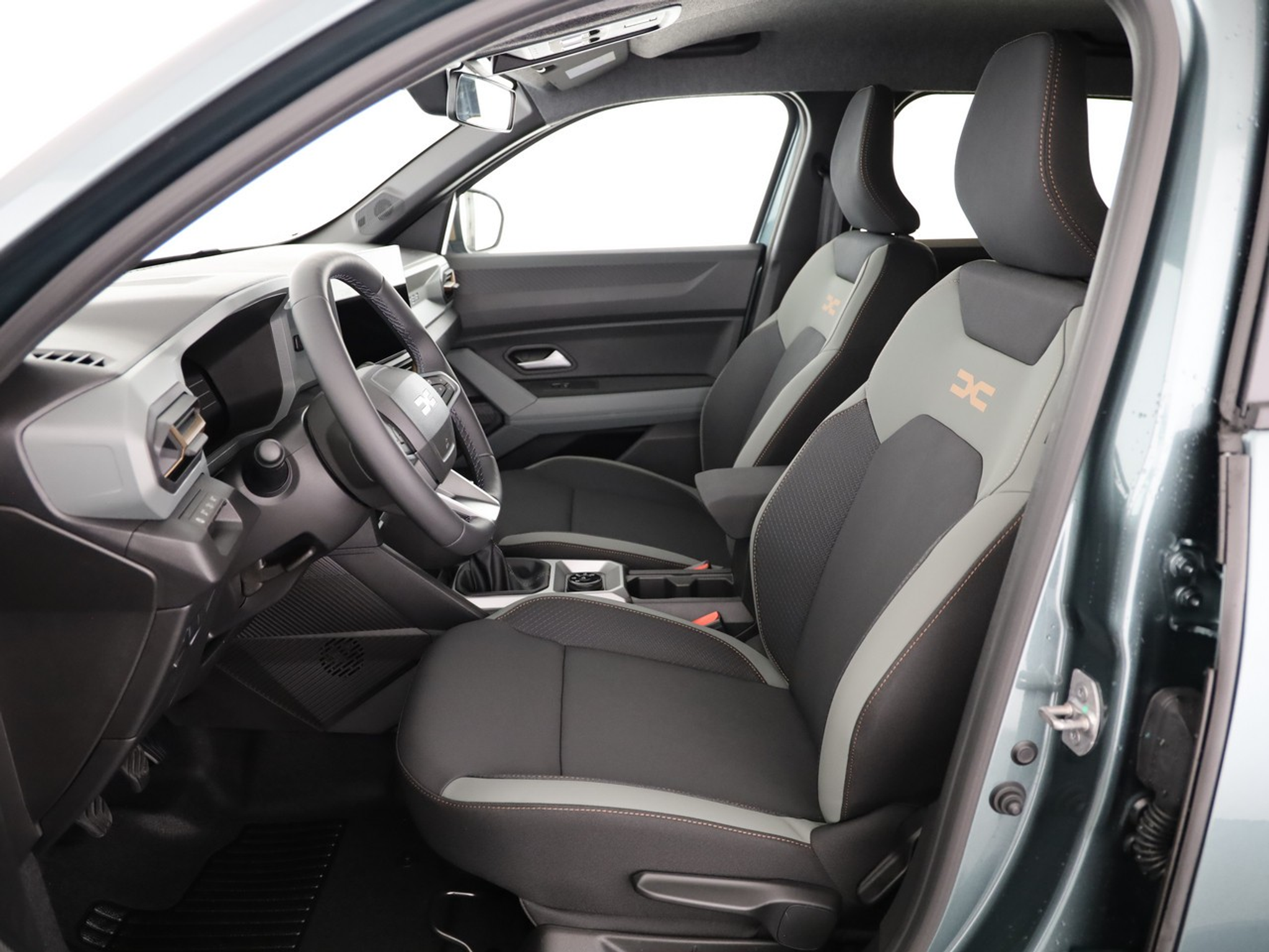 listing desktop thumbnail image 5