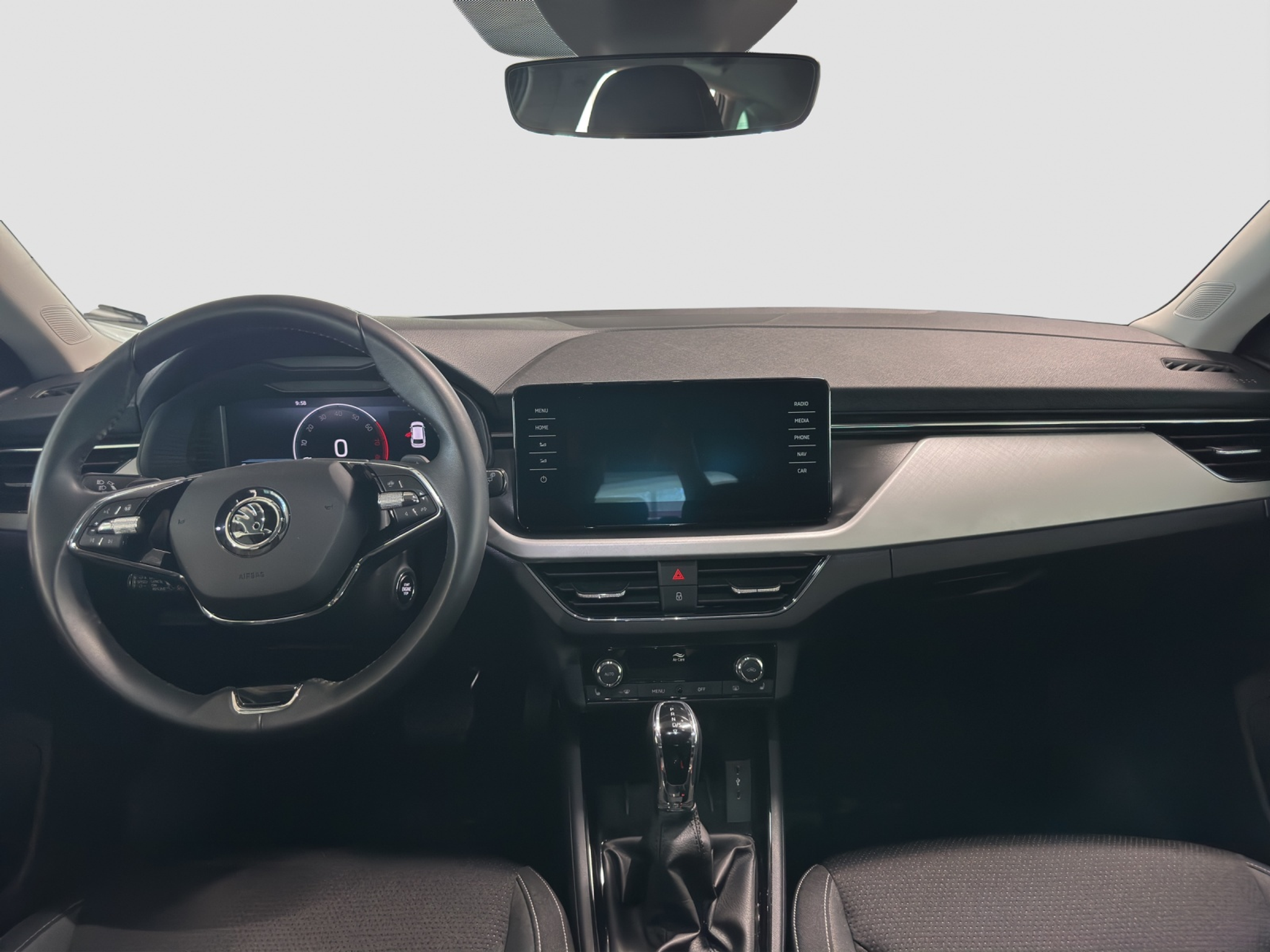 listing desktop thumbnail image 8