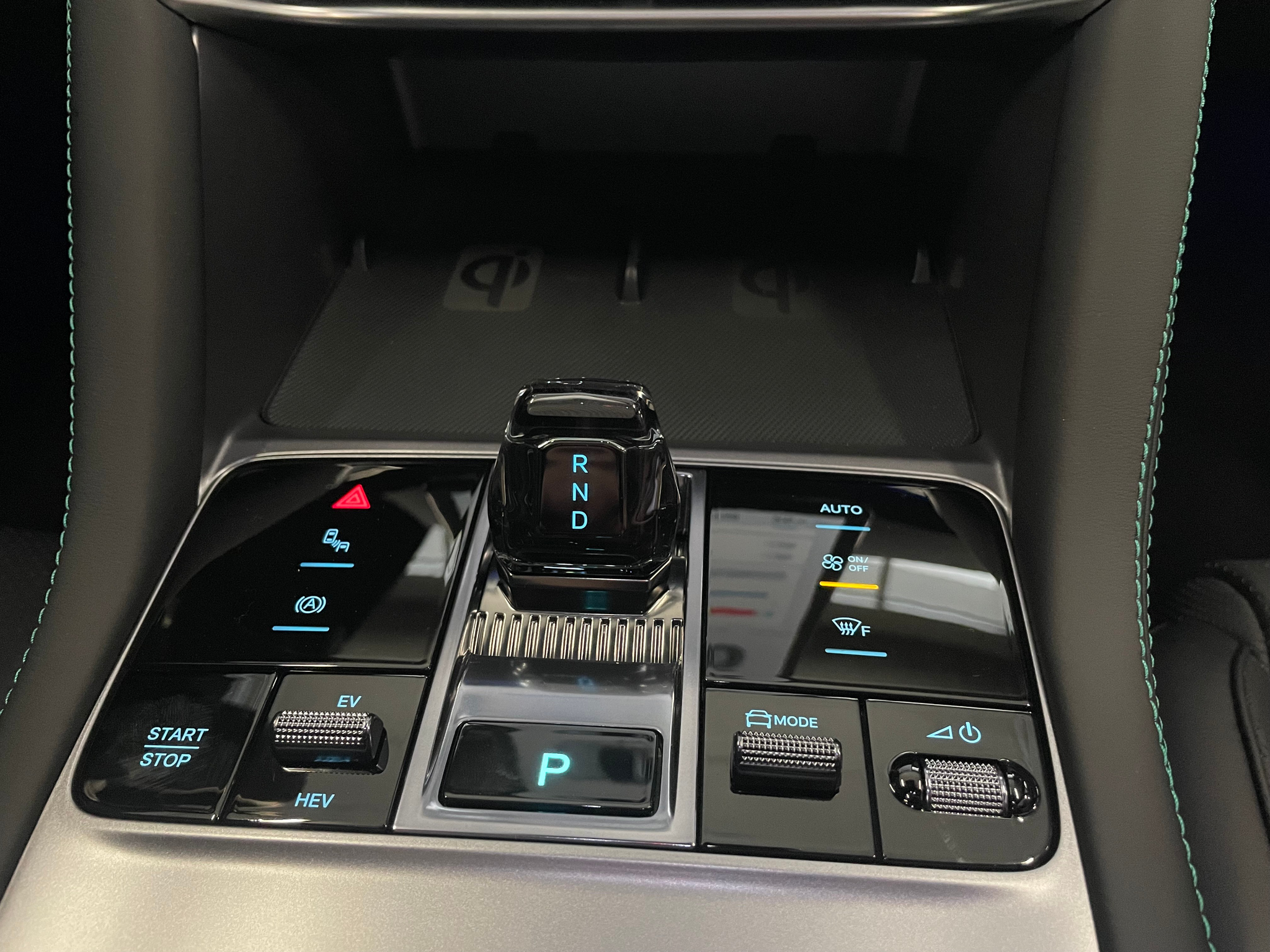 listing desktop thumbnail image 27