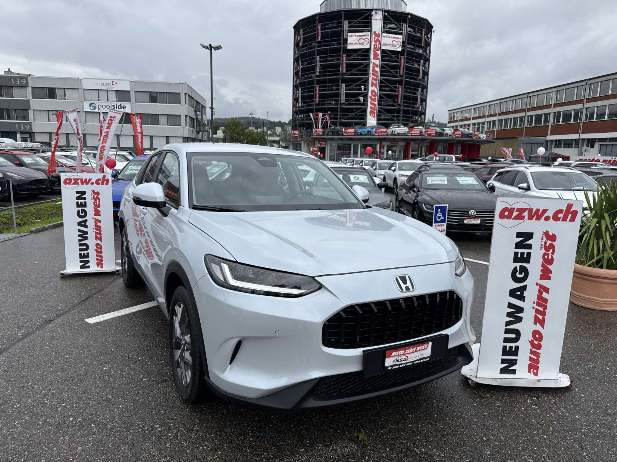 listing desktop thumbnail image 0