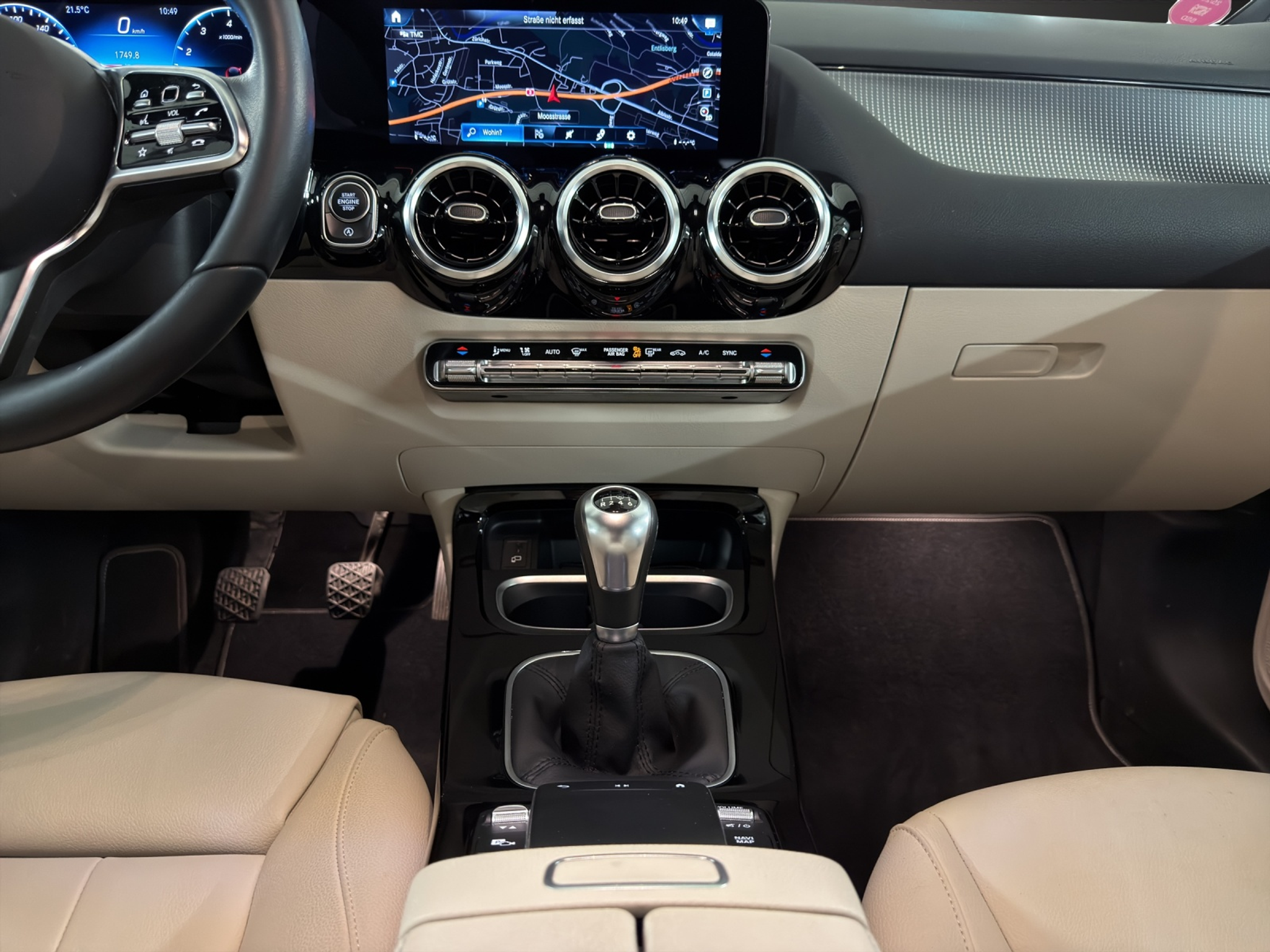 listing desktop thumbnail image 9